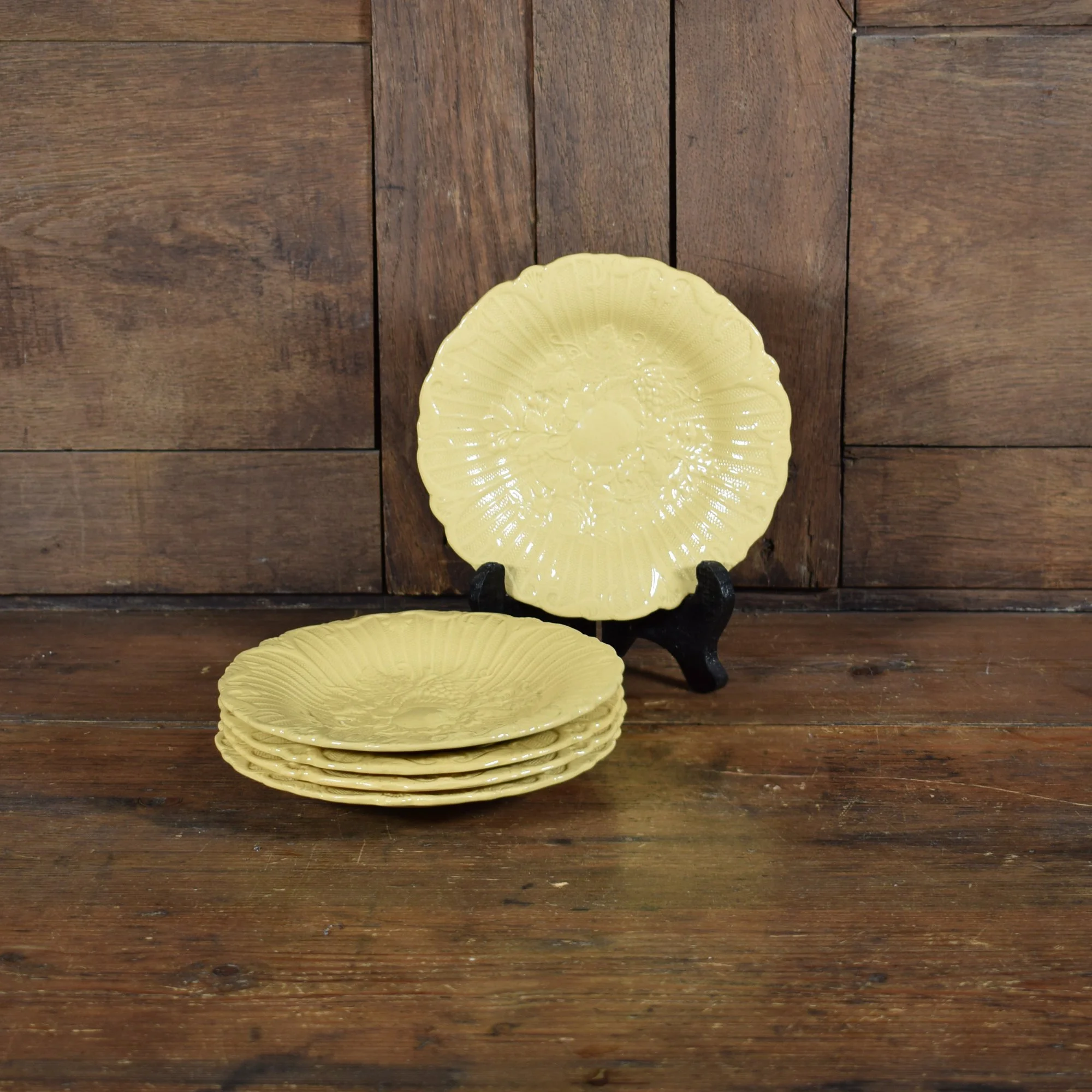 5 assiettes jaunes Nimy 1.jpg