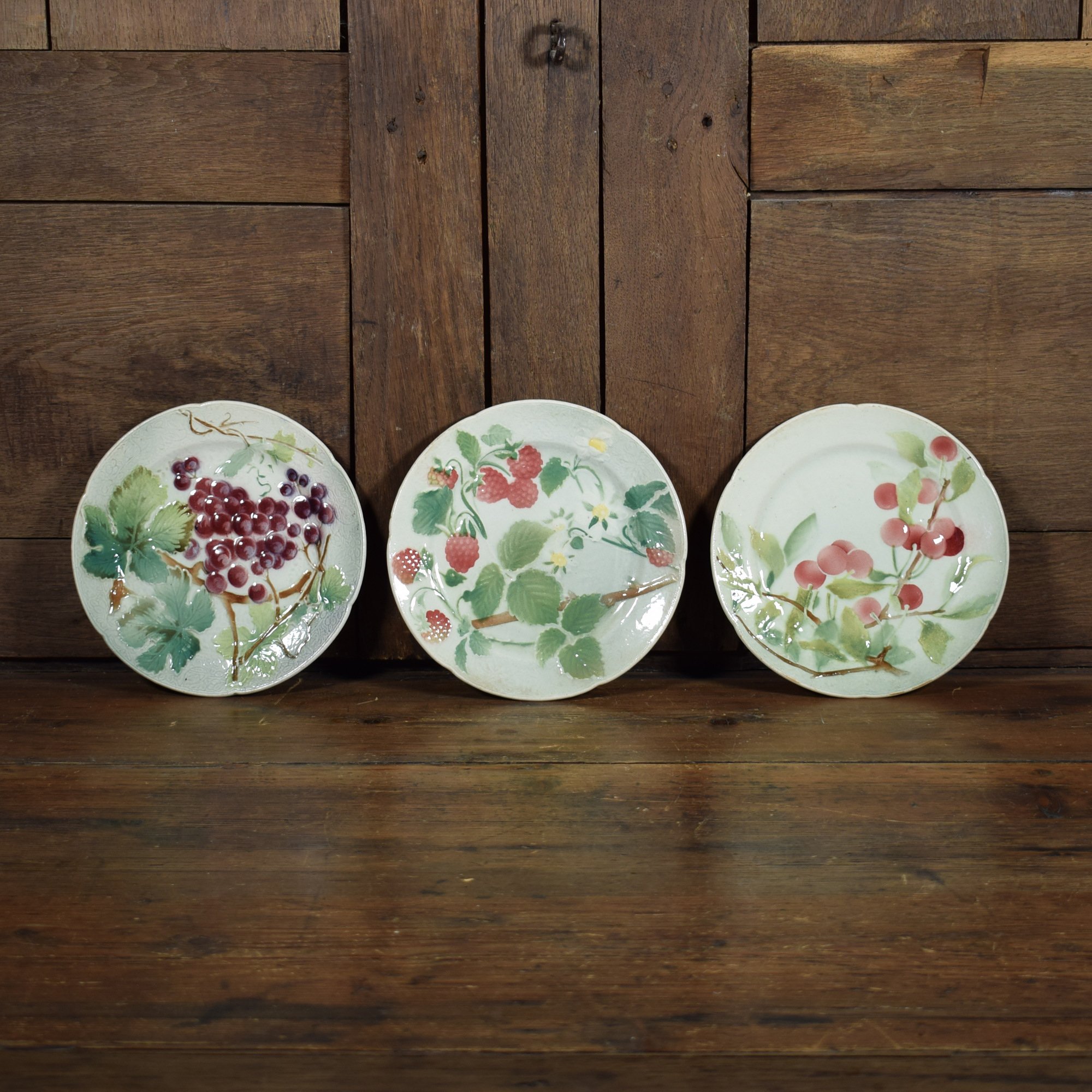 Trois assiettes St Clément 1.jpg