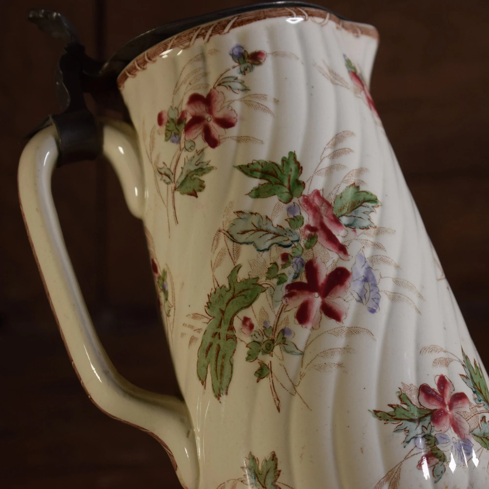 Pichet fleuri 5.jpg