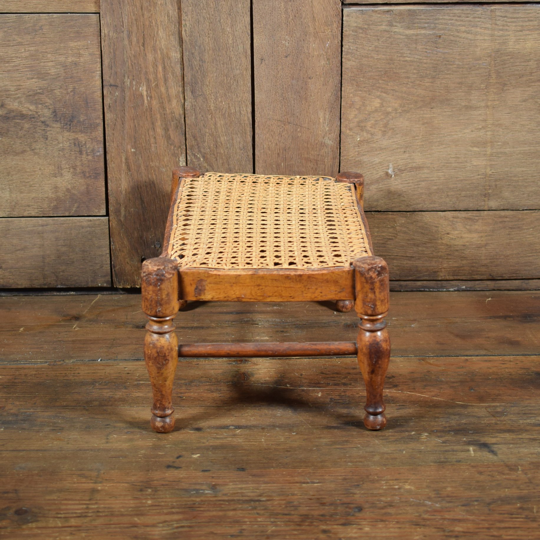 Petit tabouret 5.jpg