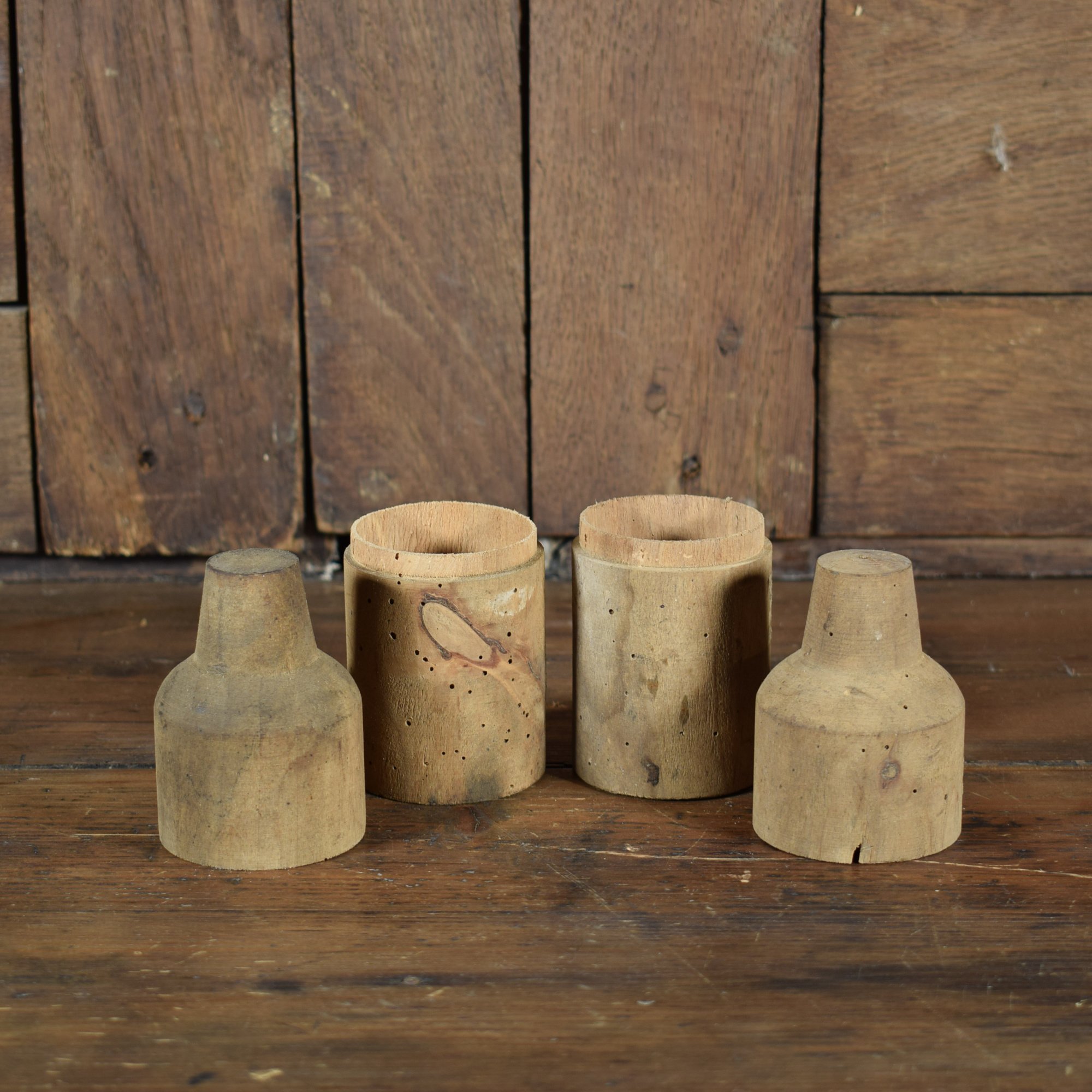 Bouteilles en bois 4.jpg
