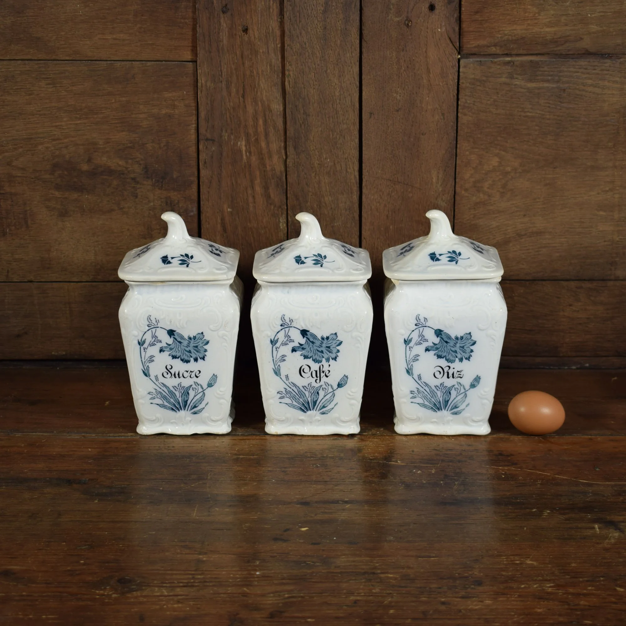 Trois pots à épices 2.jpg