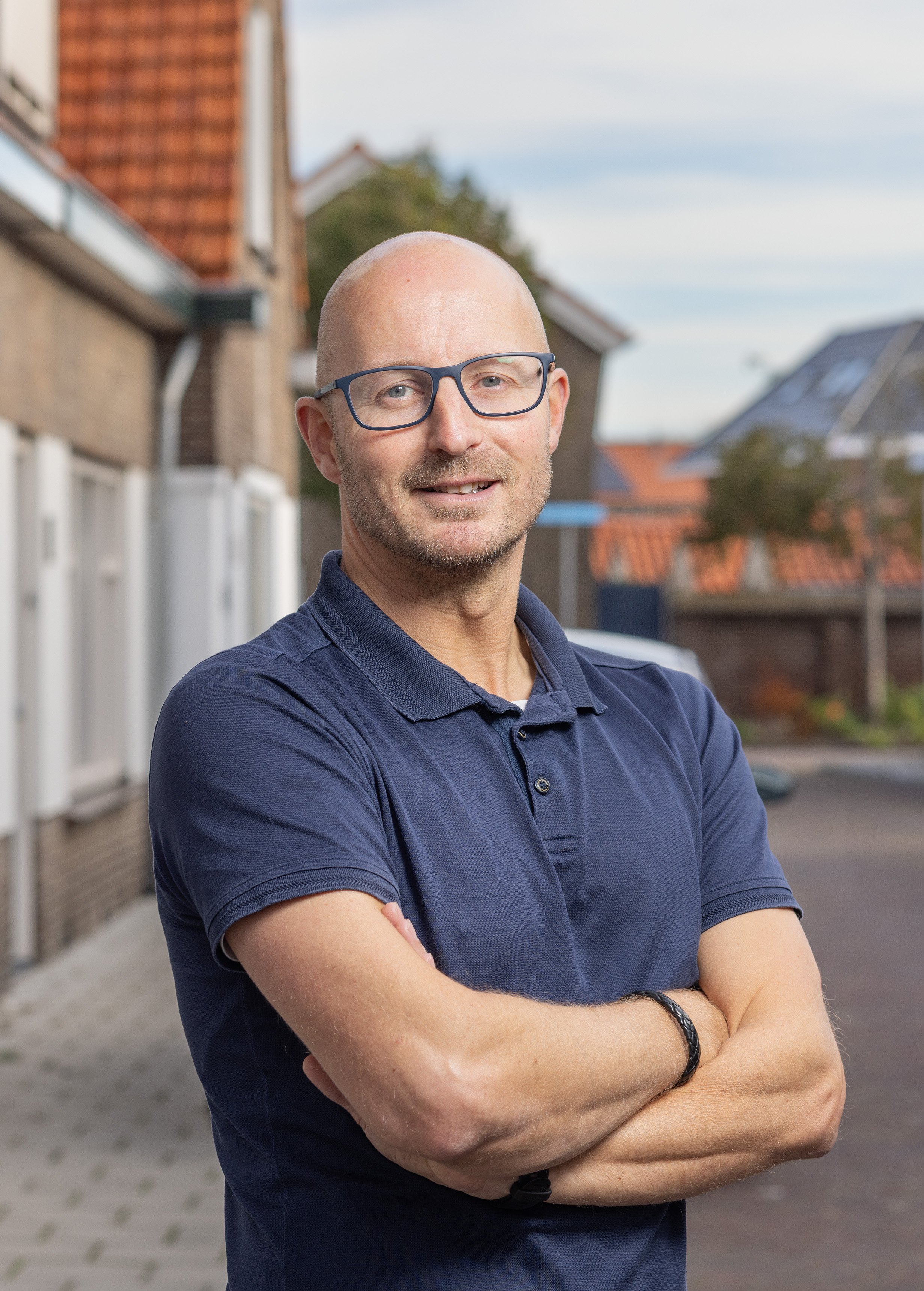 Portret van Rene van Dijk in een straat