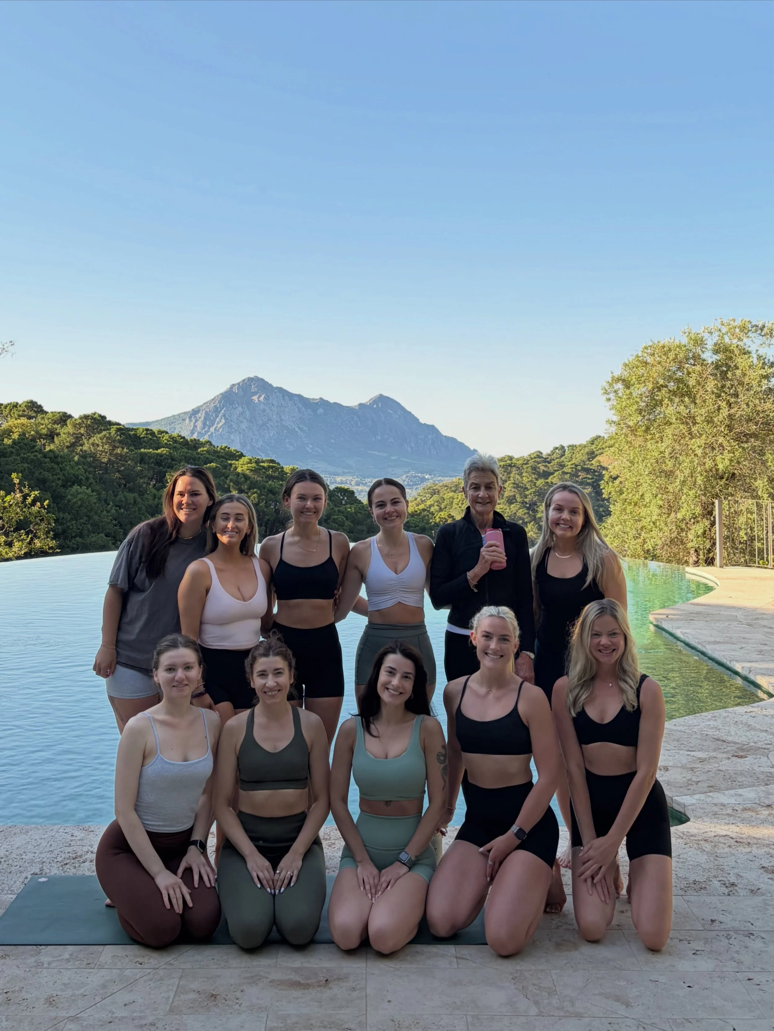 SOLIS RETREAT | DAY 2

Sunrise Pilates by the pool, chocolate chia puddings, and a morning spent on the reformers

A Spanish lunch and a slow afternoon soaking up the sun by the pool

A walk into town, celebrating 1 year of Solis, and back to the vil