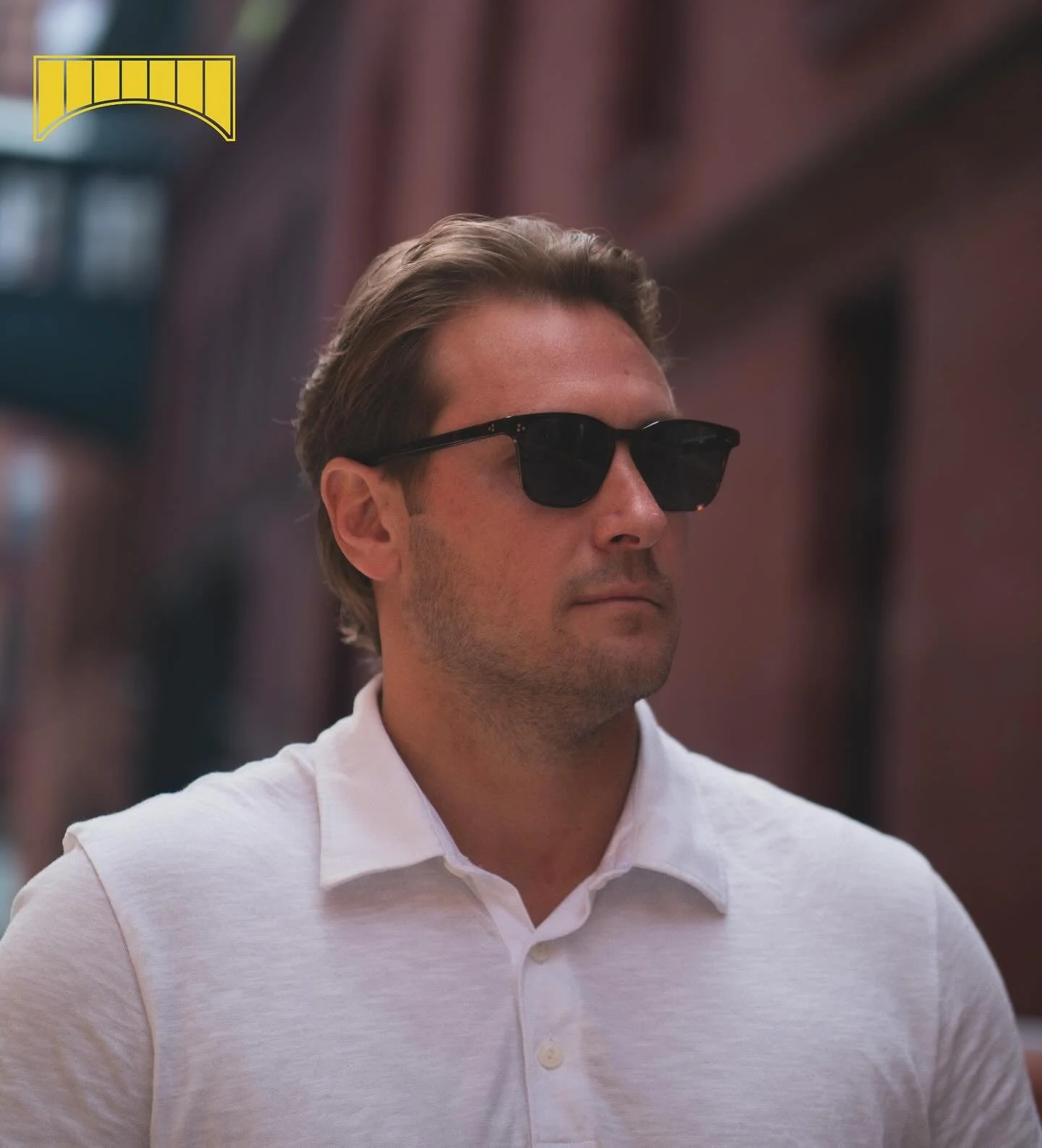 Clean lines.soft flow.no clipper 

.mid-length 

#haircut#hairstylist#newyorklife#tribeca#gentleman#staplestreetskybridge