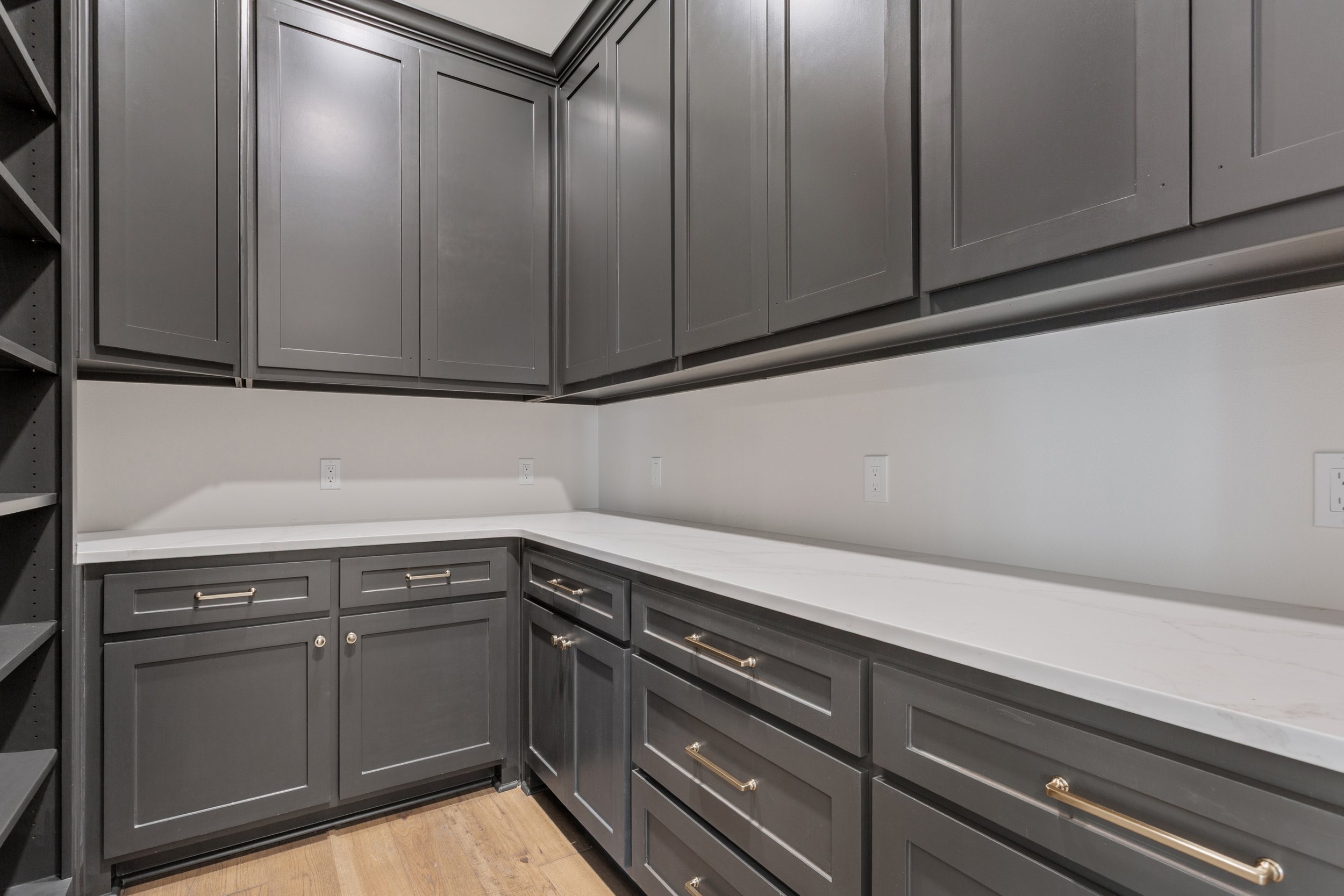 18-942 Fawn Dr (13).jpg