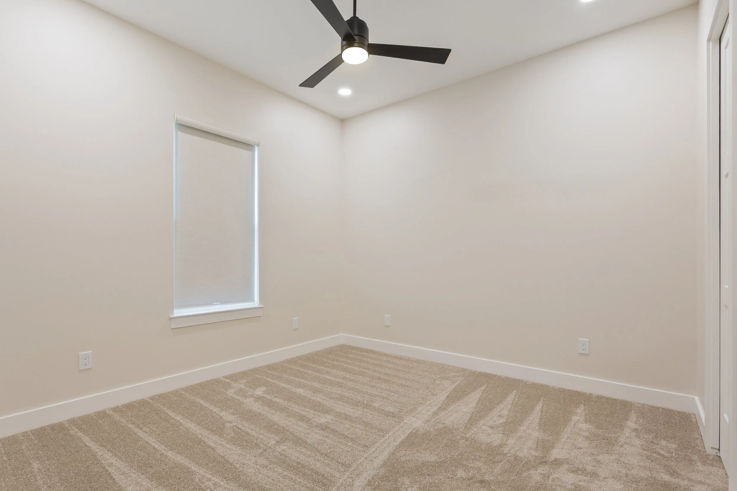 31-942 Fawn Dr (18).jpg