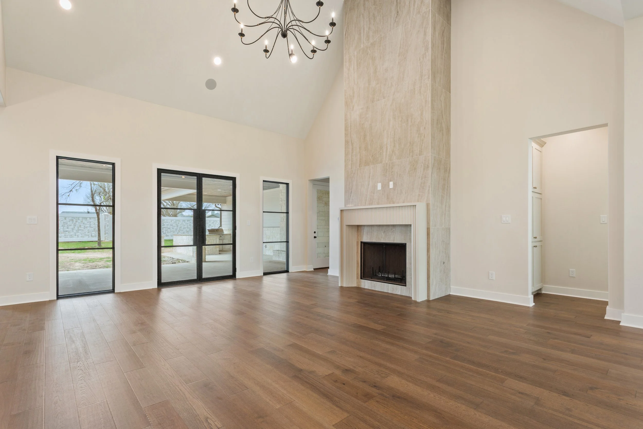 08-942 Fawn Dr (3).jpg