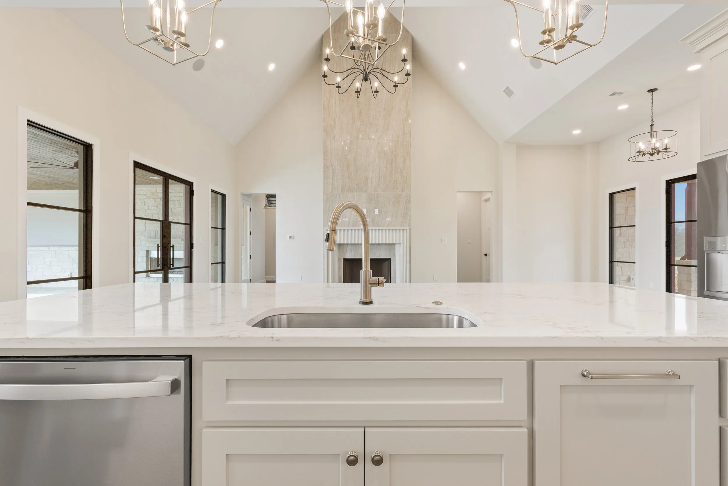 16-942 Fawn Dr (11).jpg