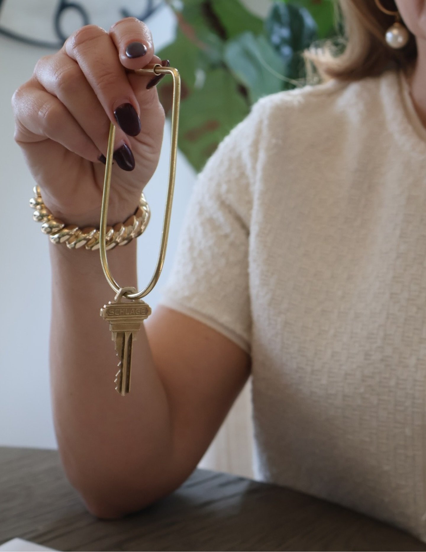 Ready to sell &mdash; but not sure where to start?

Don&rsquo;t list until you&rsquo;re fully prepared. Our go-to Seller&rsquo;s Guide walks you through the process step-by-step so you can sell with confidence (and strategy).

Comment SELL or send us