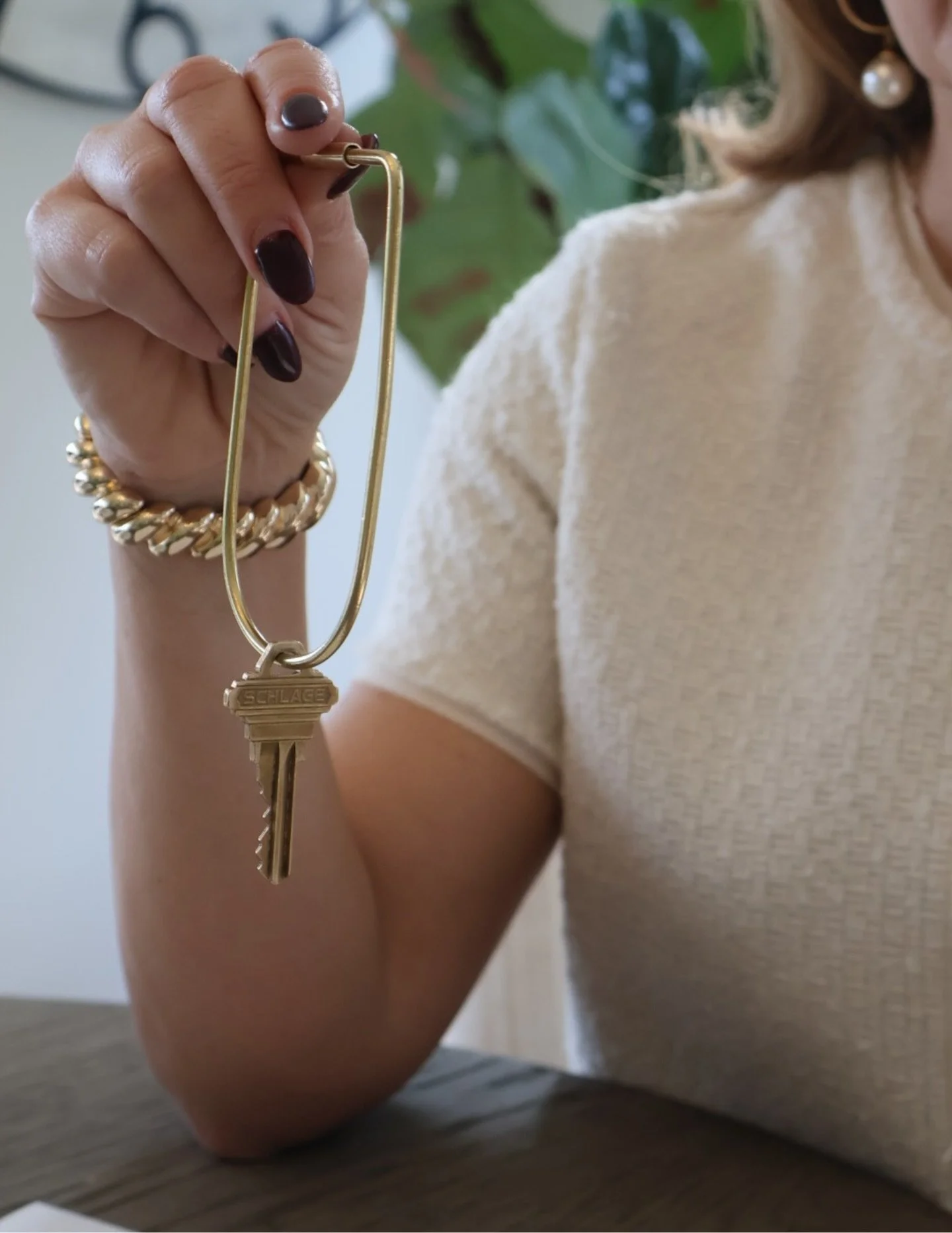 Ready to sell &mdash; but not sure where to start?

Don&rsquo;t list until you&rsquo;re fully prepared. Our go-to Seller&rsquo;s Guide walks you through the process step-by-step so you can sell with confidence (and strategy).

Comment SELL or send us