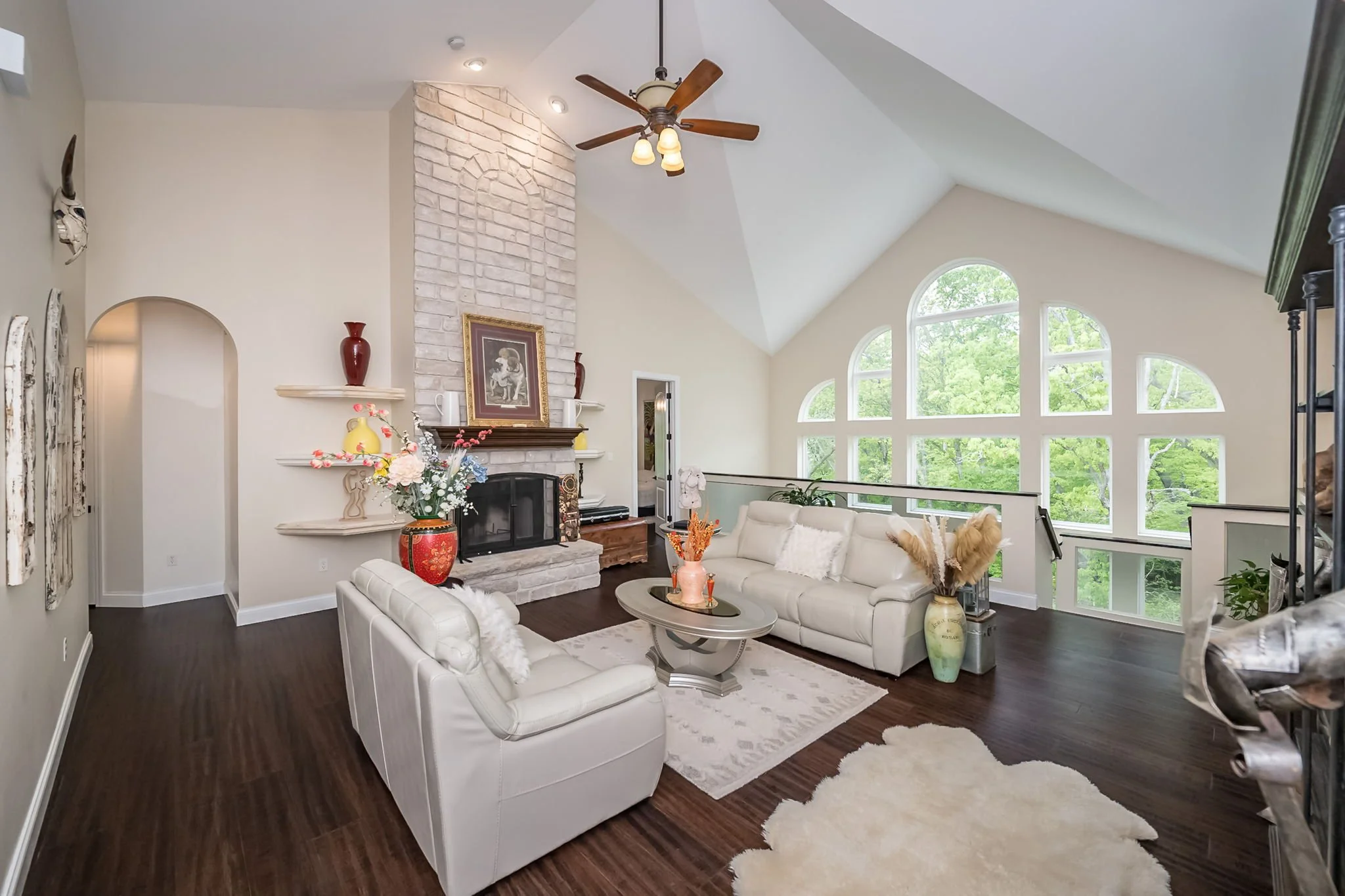 13-web-or-mls-19140 Melrose Rd - S Alu (12 of 79).jpg