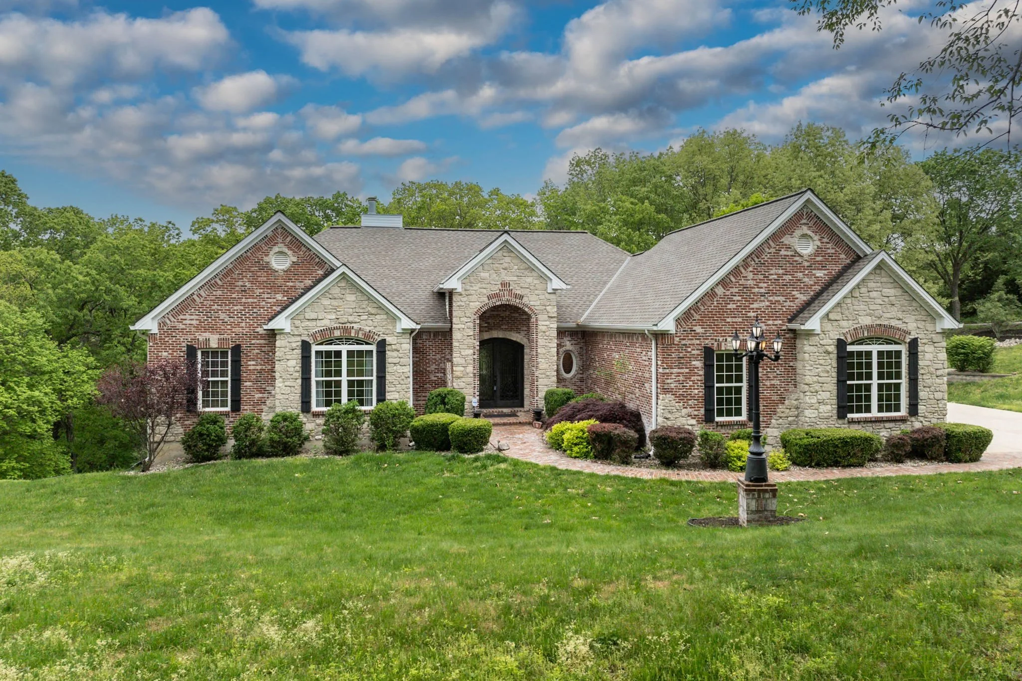 5-web-or-mls-19140 Melrose Rd - S Alu (4 of 79).jpg