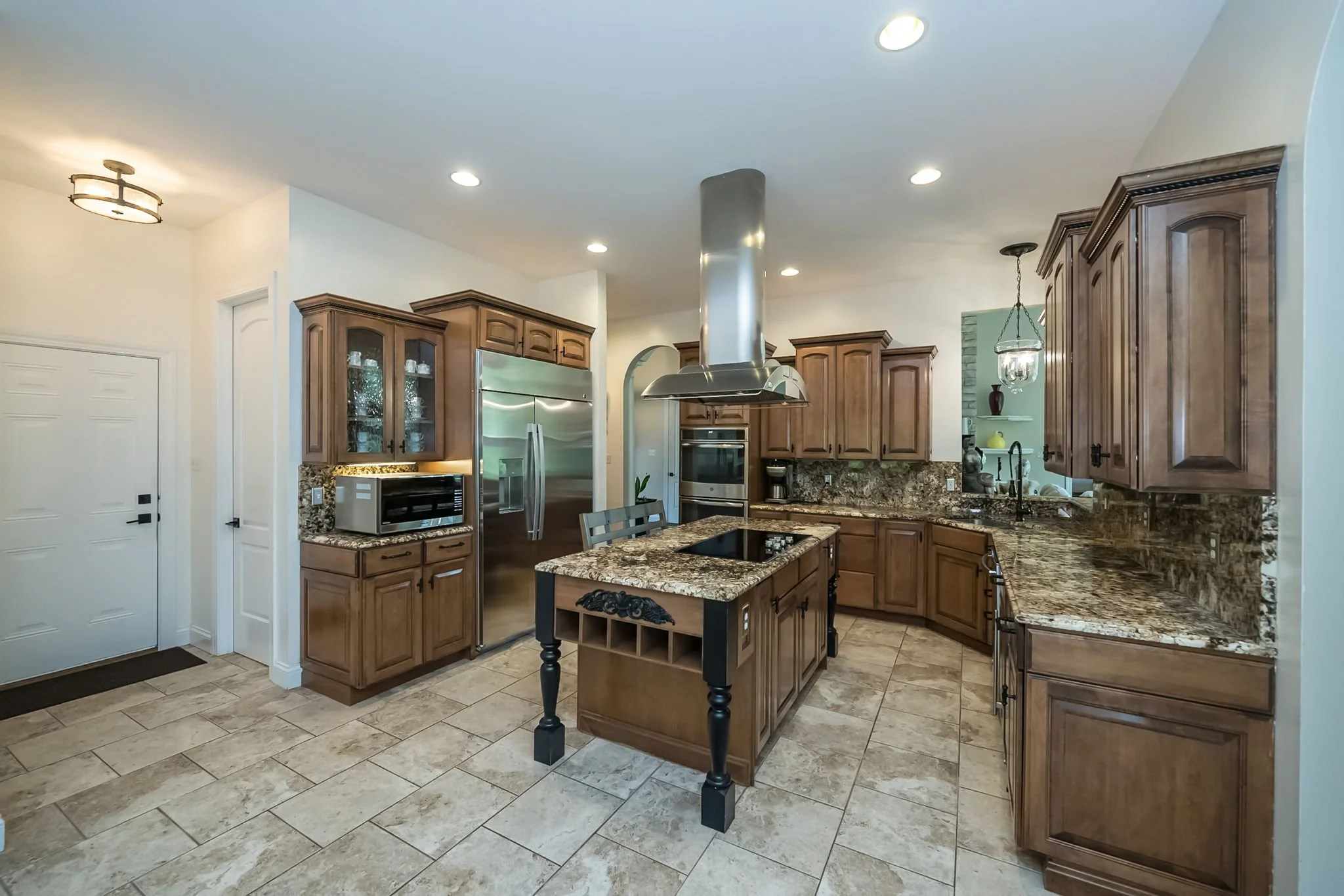 24-web-or-mls-19140 Melrose Rd - S Alu (23 of 79).jpg