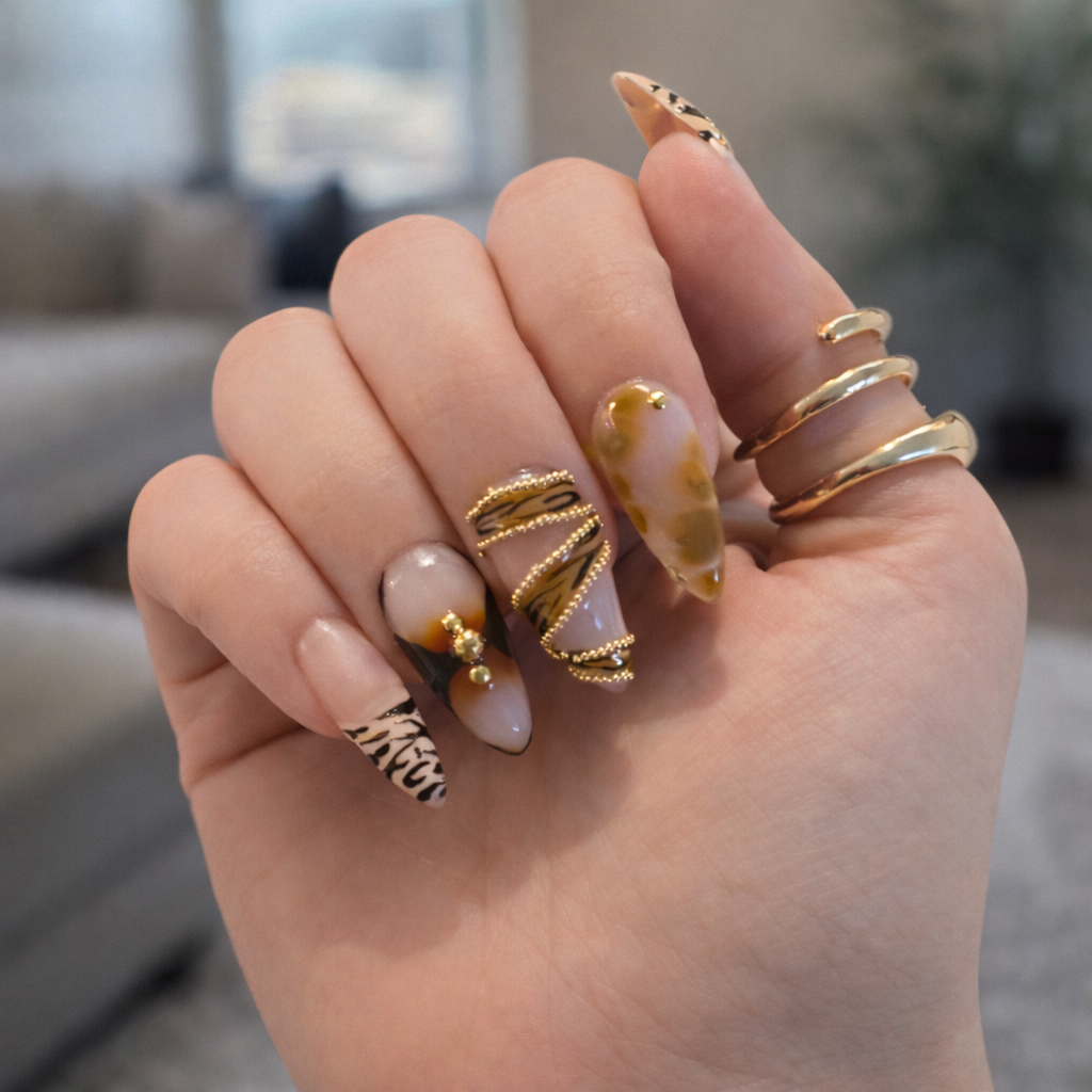 Nail tech design artist