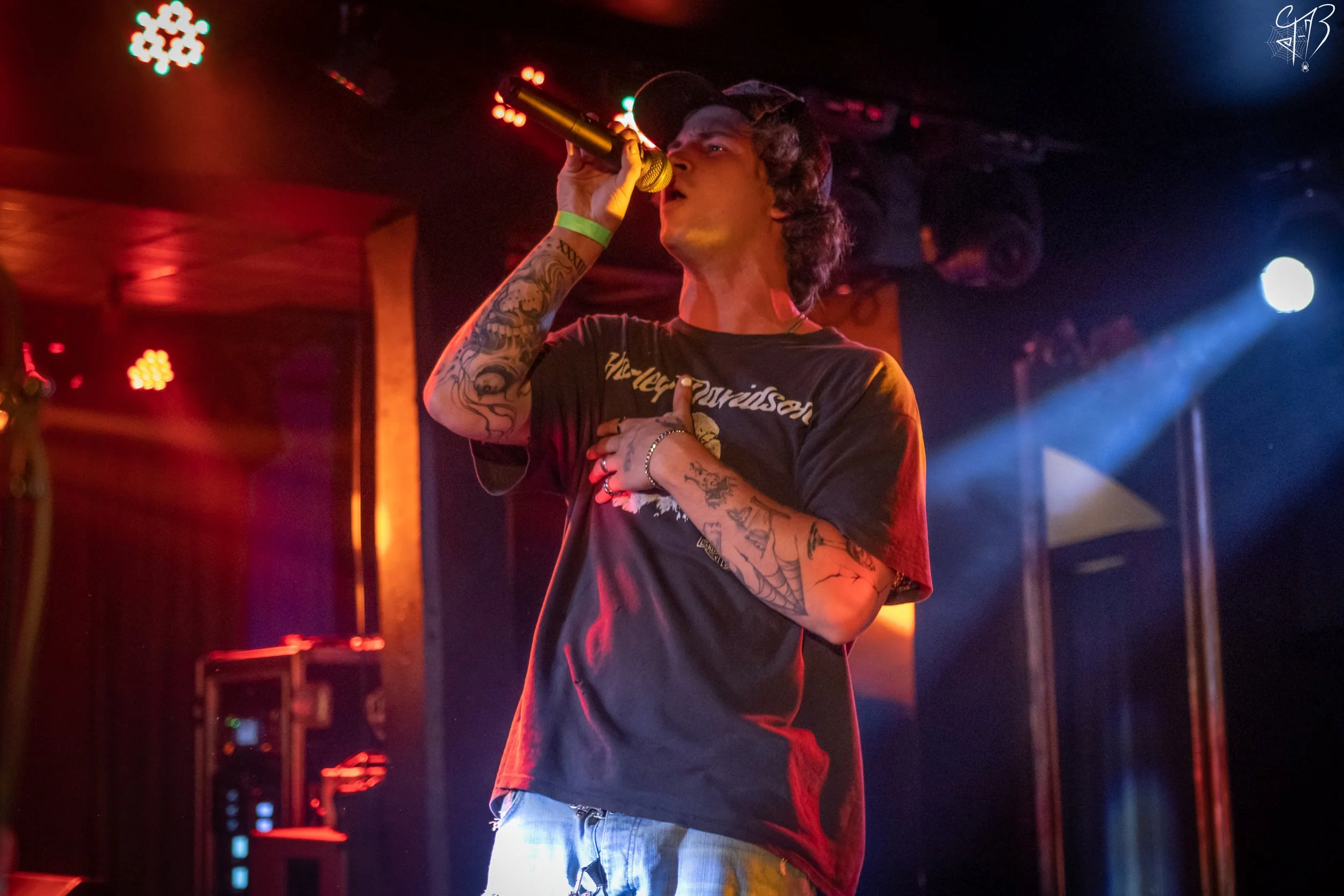 Josh Lambert (6).jpg