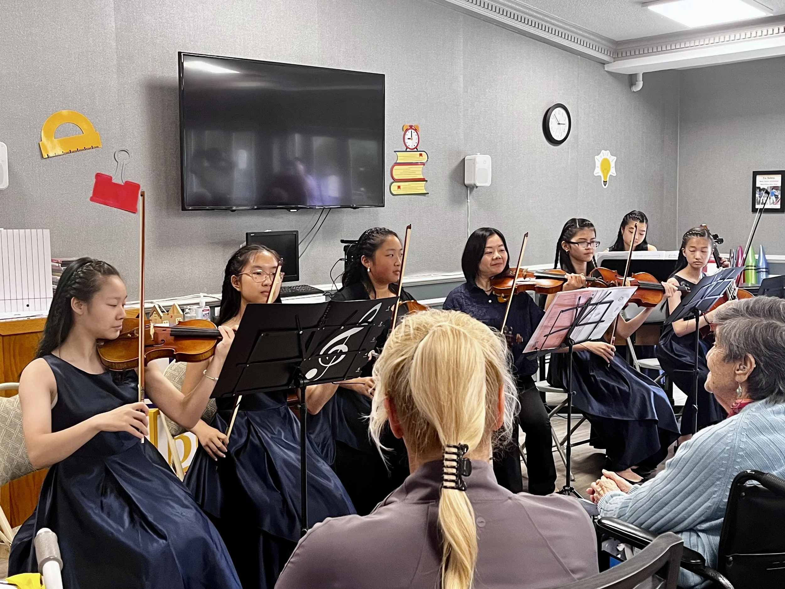 The Sunlight - Warming a Nursing Center Through Music