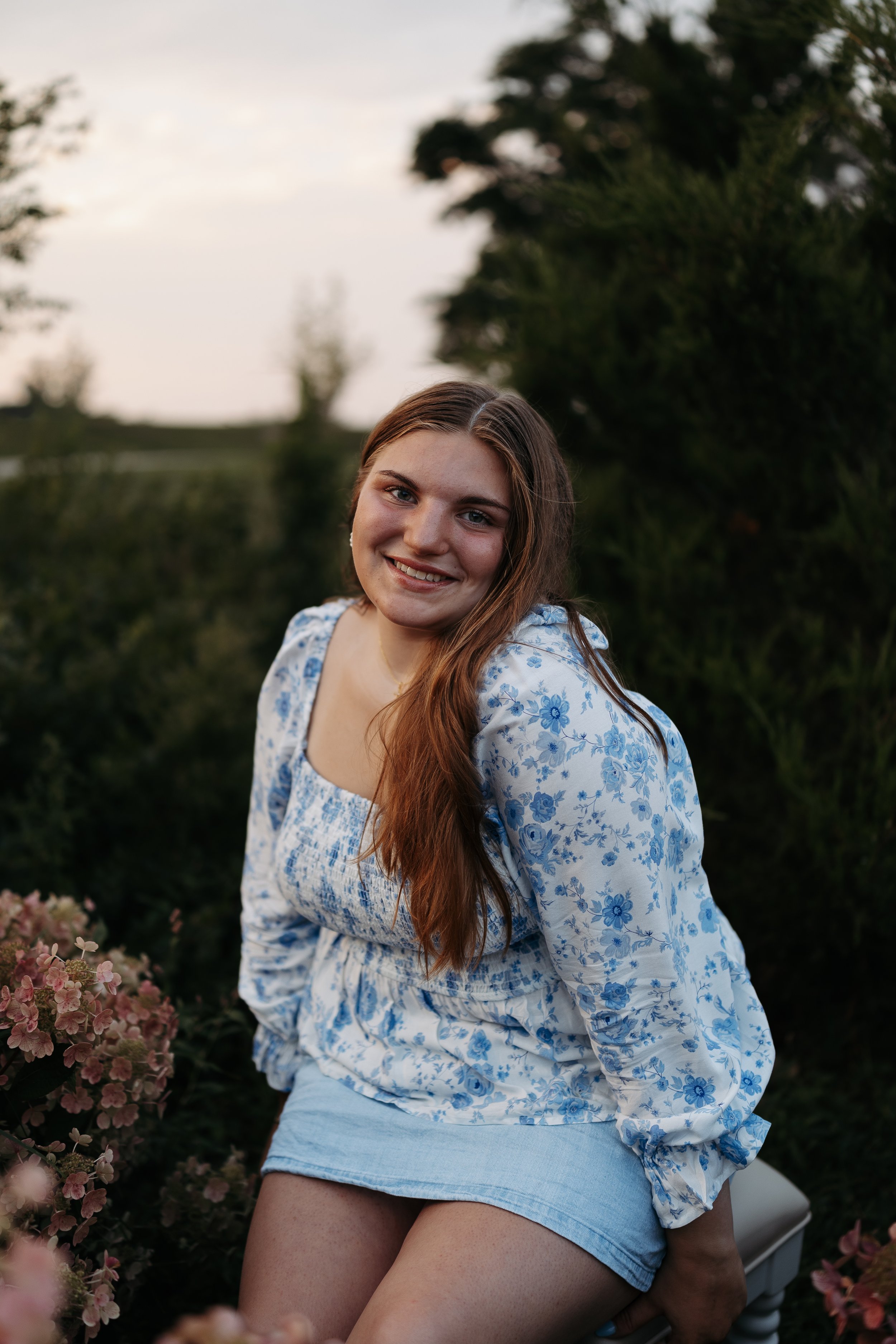 Julie - Senior-32.jpg