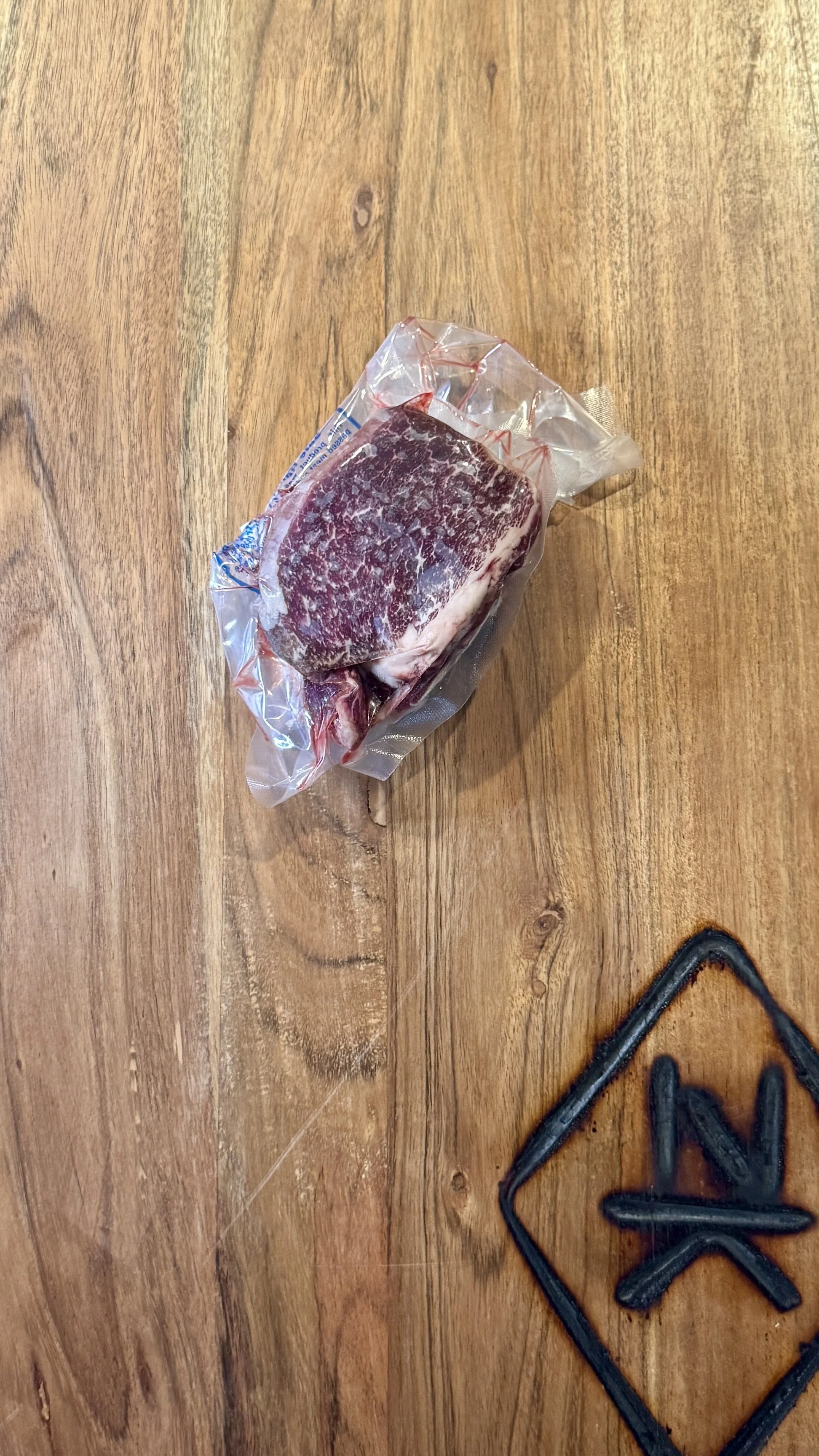 Filet Mignon (3-6oz) – 100% Japanese Wagyu