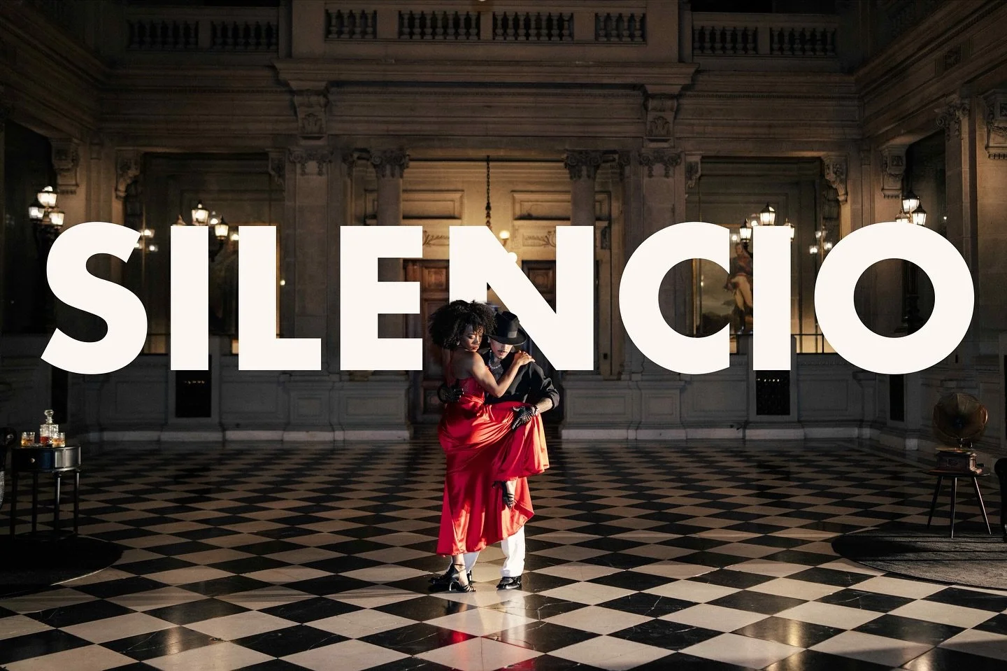 Sony Music Latin Presenta #NewMusicFriday: 

🤫 Rauw Alejandro &ldquo;SILENCIO&rdquo;
🕷️Mon Laferte &ldquo;Femme Fatale&rdquo; 
🎤 Luis &Aacute;ngel El Flaco &ldquo;El Flaco Y Sus Amigos - Auditorios&rdquo;
🧡 Kapo, Yandel &ldquo;EL BA&Uacute;L DE L