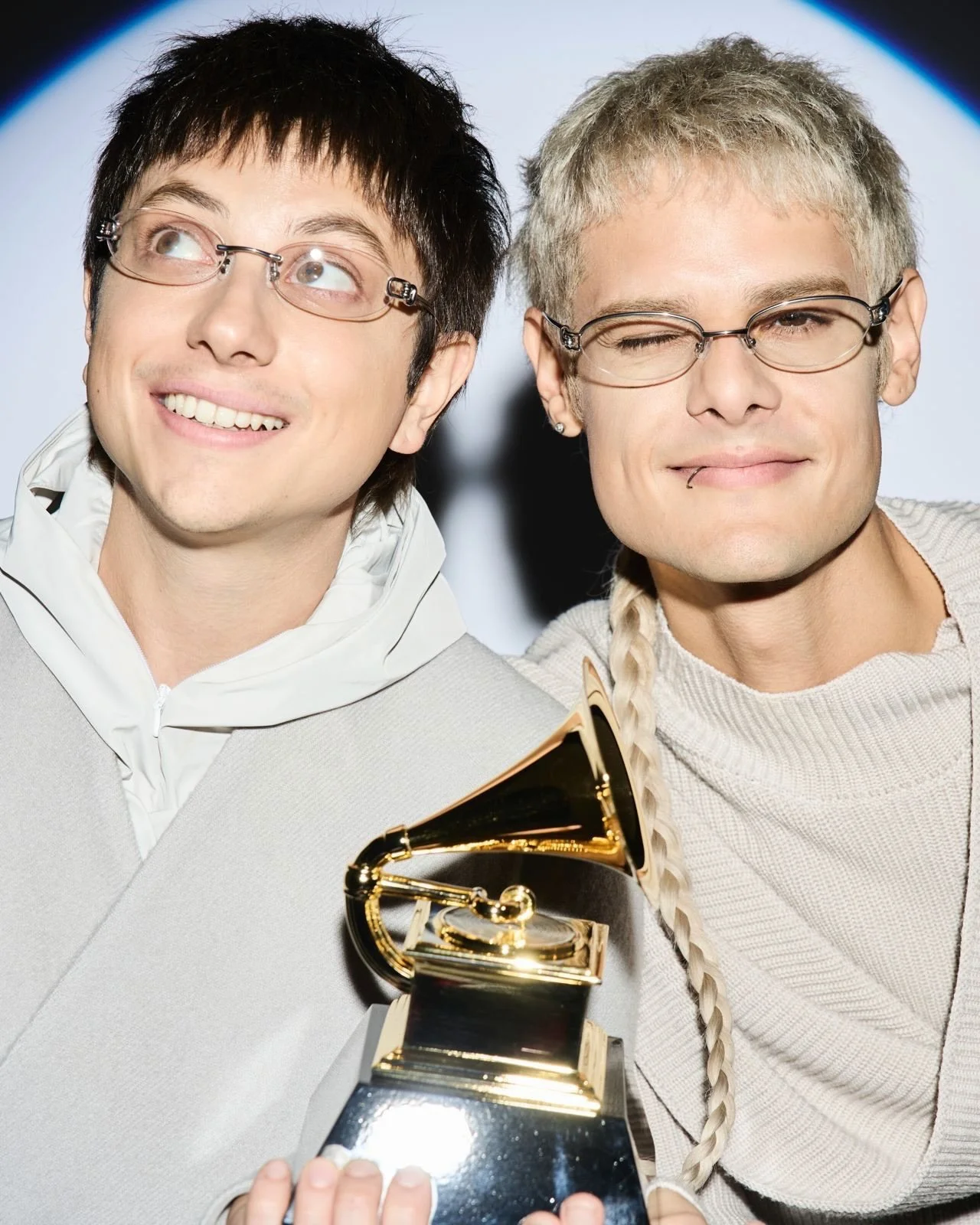 SONY MUSIC LATIN IBERIA felicita a sus artistas ganadores en la 68&ordf; edici&oacute;n de los GRAMMY&reg;.

Celebrando a CA7RIEL &amp; Paco Amoroso, Caetano Veloso, Gloria Estefan y Natalia Lafourcade, reconocidos por su excelencia art&iacute;stica 