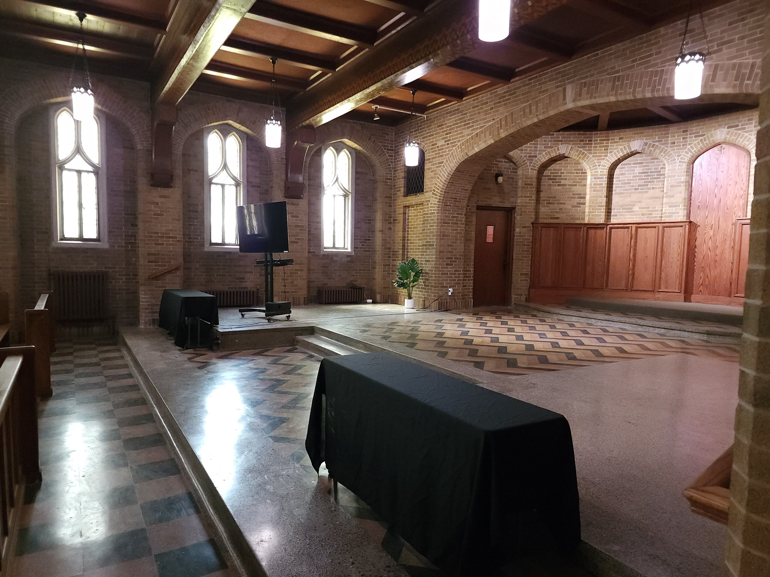 Side angle of front of The Chapel at Castle Rouge