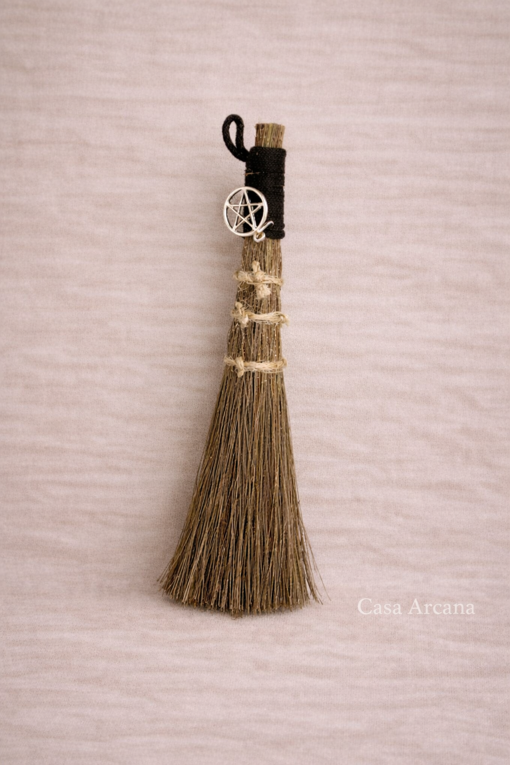Escoba para Altar Wicca — 20 cm