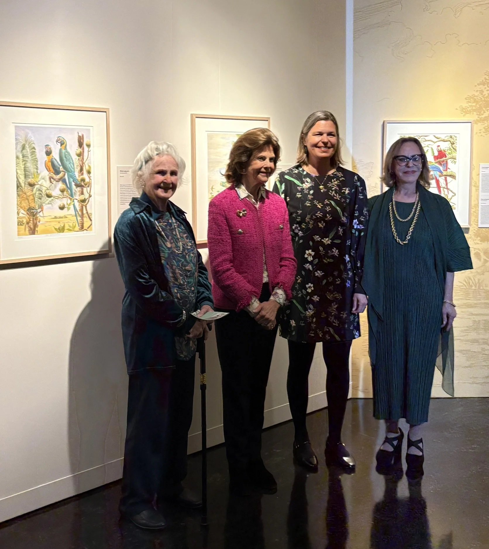 BIRDS OF BRAZIL EXHIBITION OPENED BY THE QUEEN OF SWEDEN