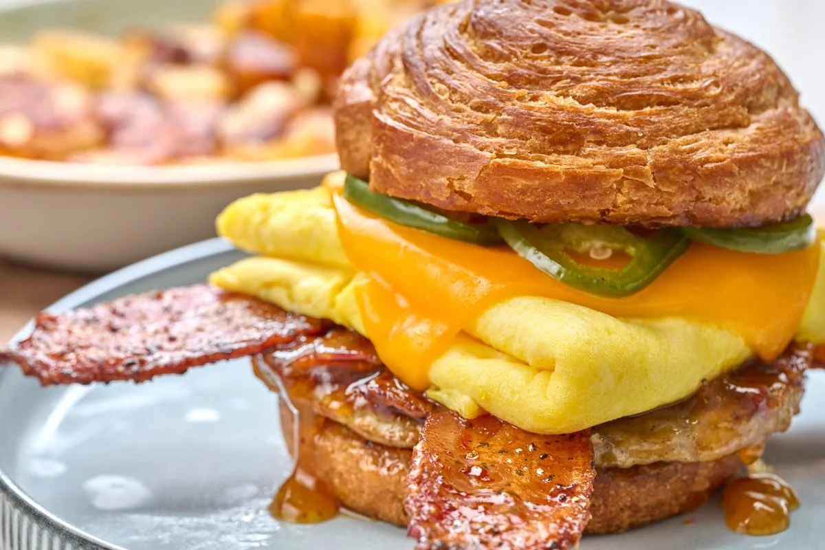 MapleBaconCroissantSandwich_252175_OLO.jpg