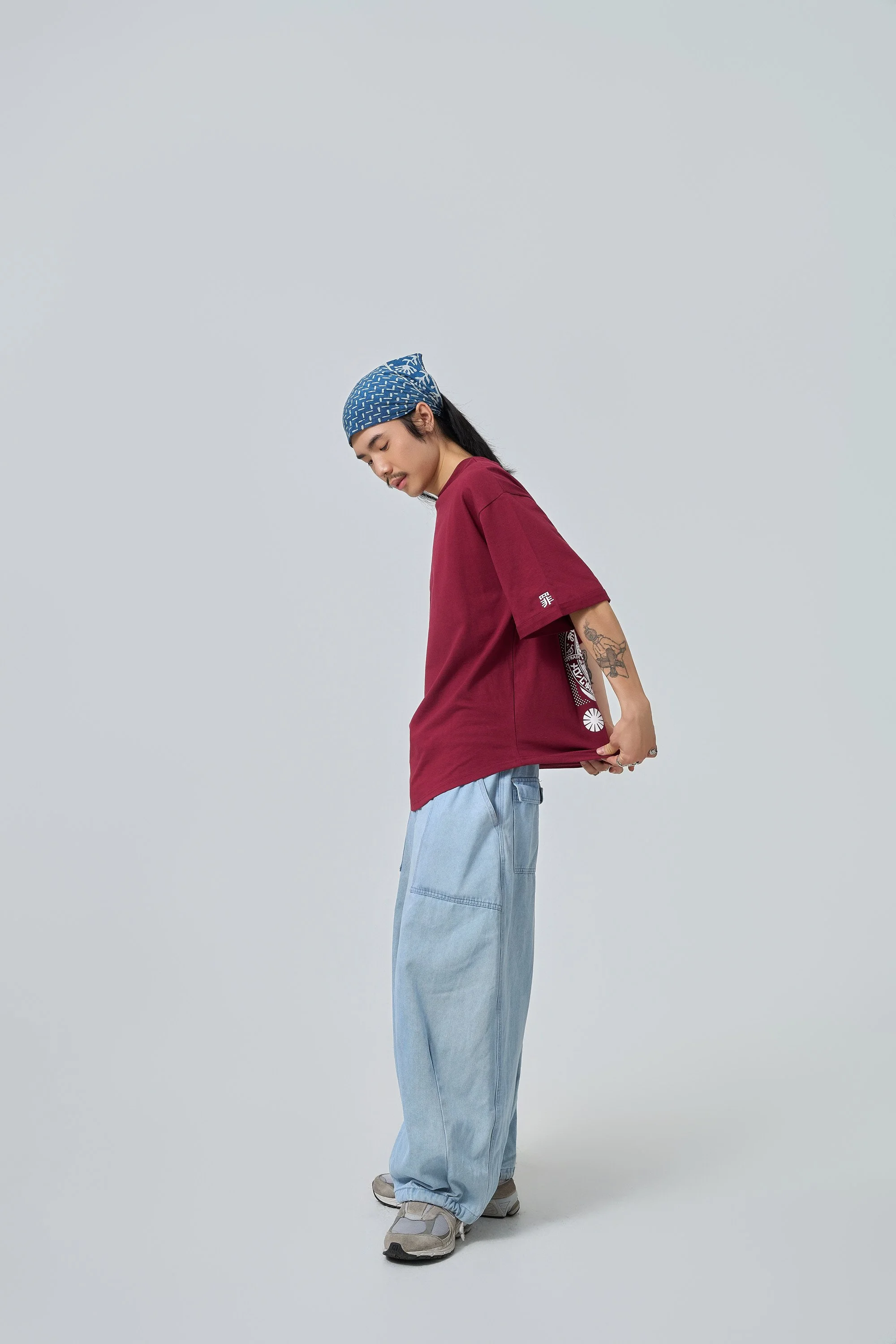 tsumi-tshirt-burgundy-34side_wide_styling-rosemary-gosselin.jpg.jpg