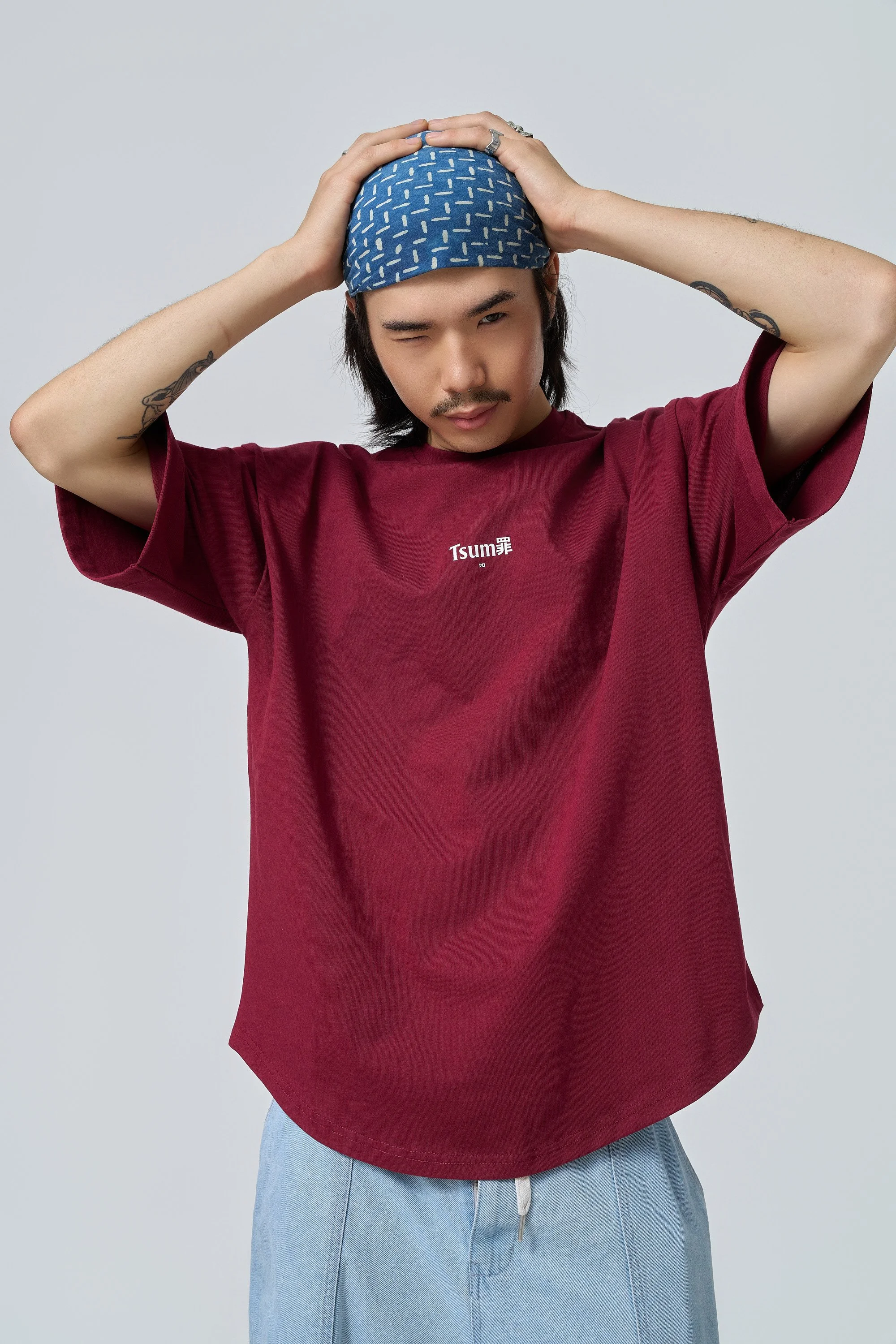 tsumi-tshirt-burgundy-front_halfbody-2_styling-rosemary-gosselin.jpg 9.jpg