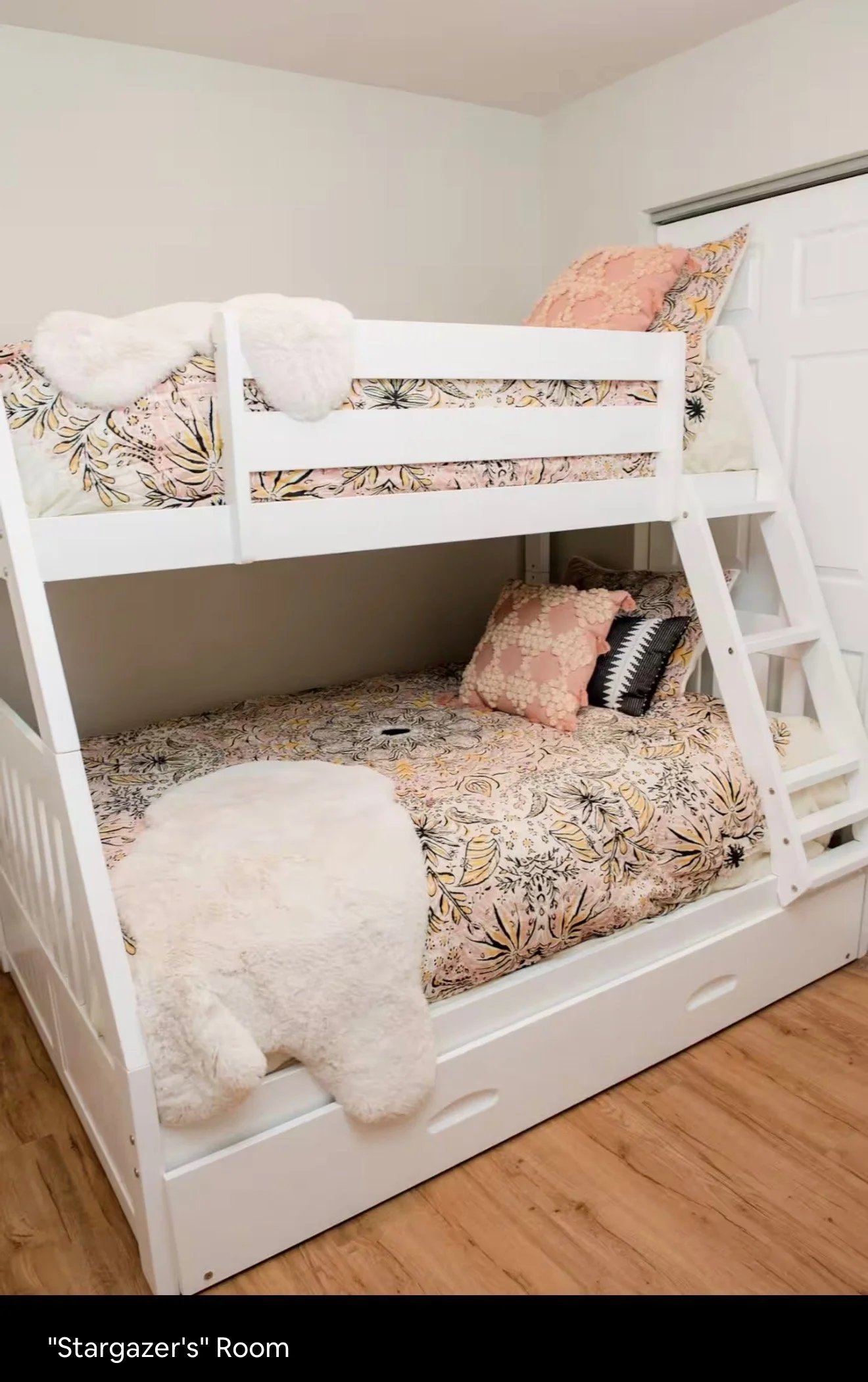 Joshua Tree September 2026 Yoga Retreat Full Bunk Bed in Shared Room B (Bottom bunk)