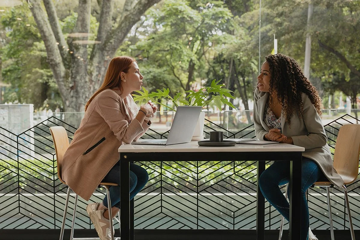 How Women in Professional Services Build Strong Networks