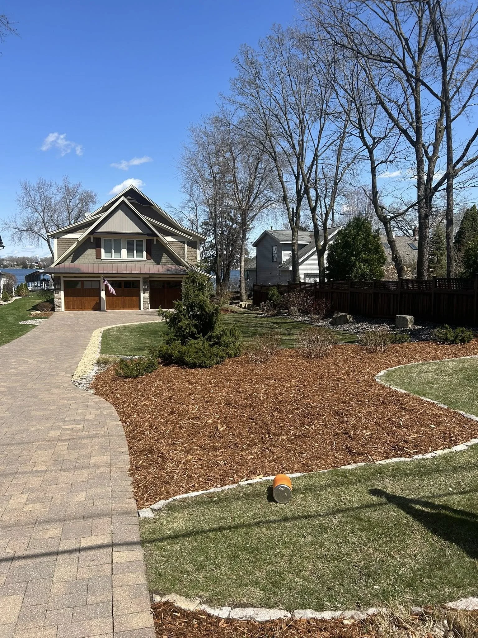 mulch-yard-work-maple-lake.jpg