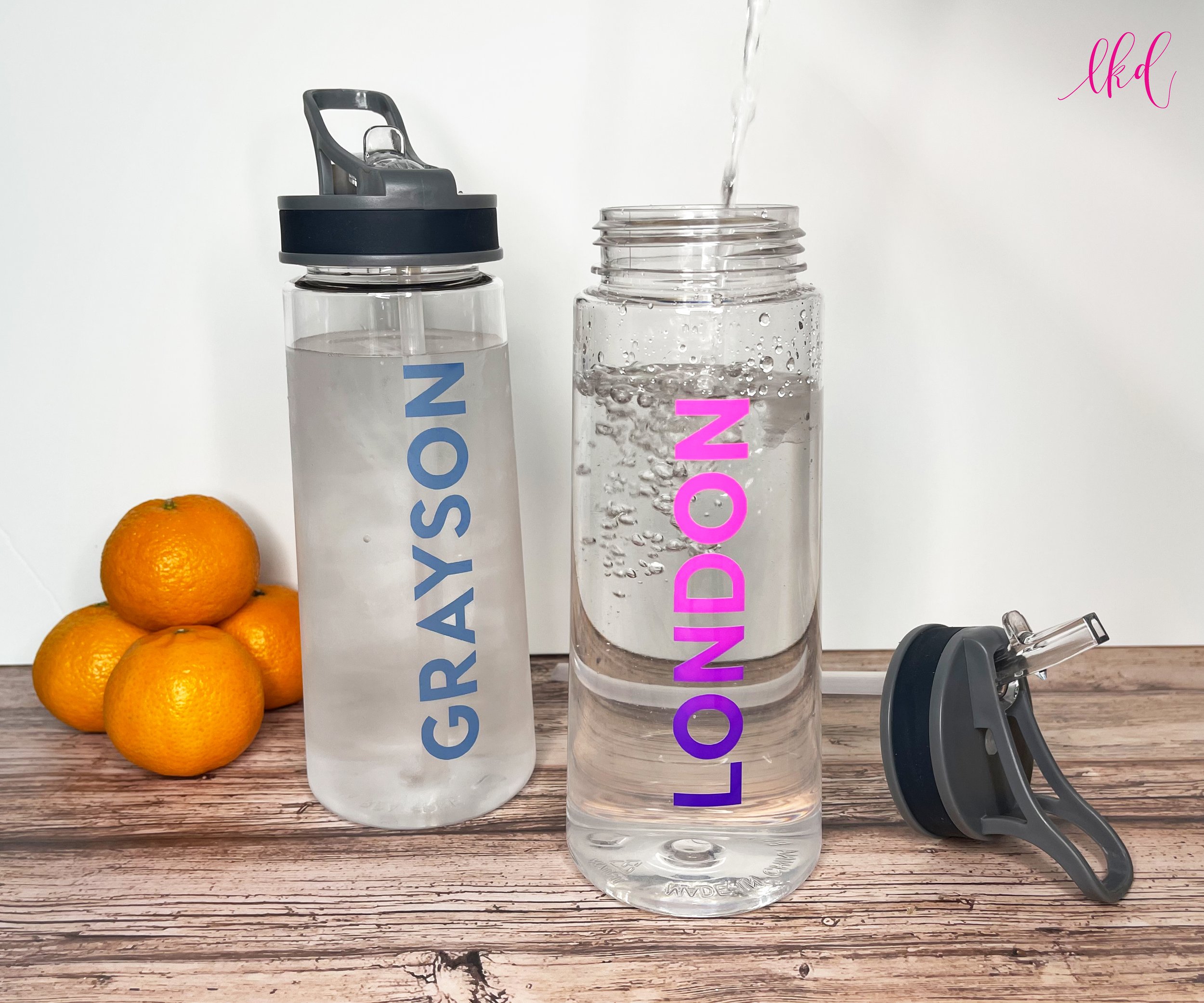 Color Changing Water Bottle 05.jpg