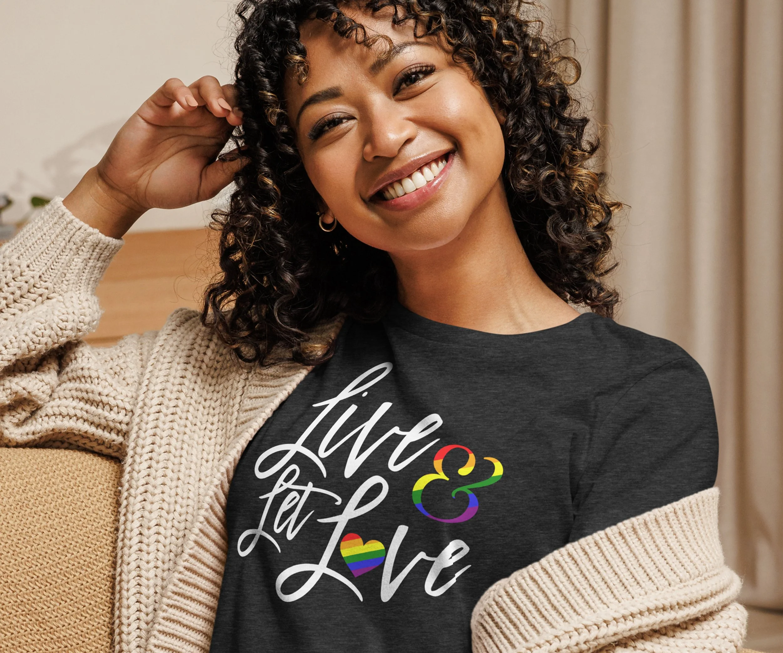 Live and Let Love Ladies 01.jpg