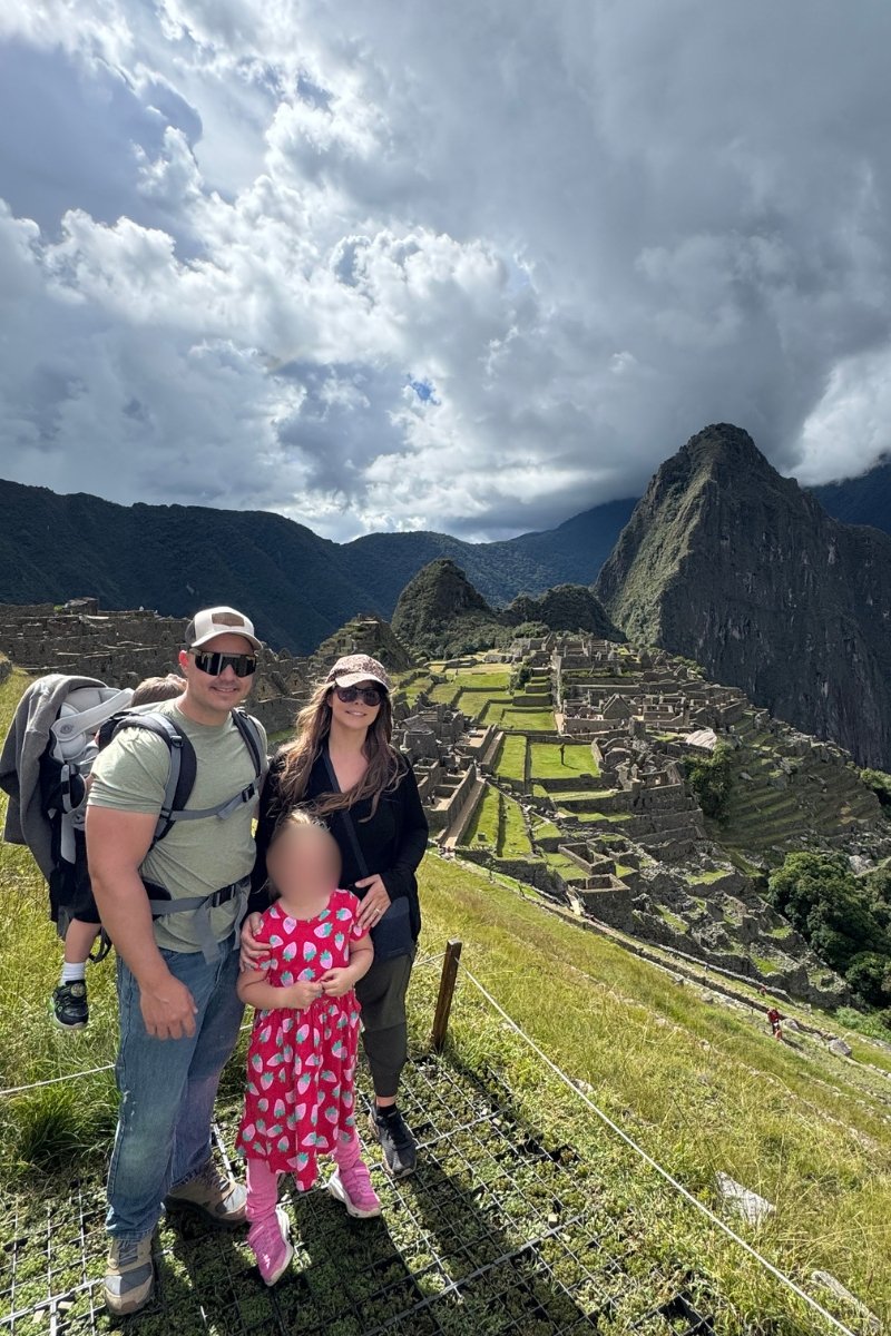 machu picchu photoshoot with family