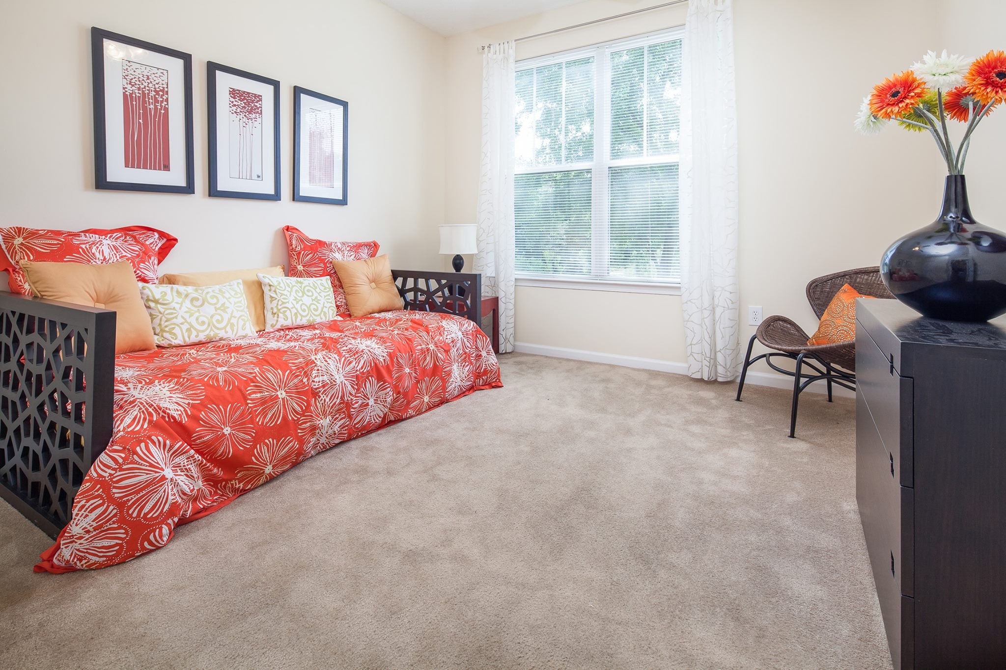Heritage Bedroom 02.jpg