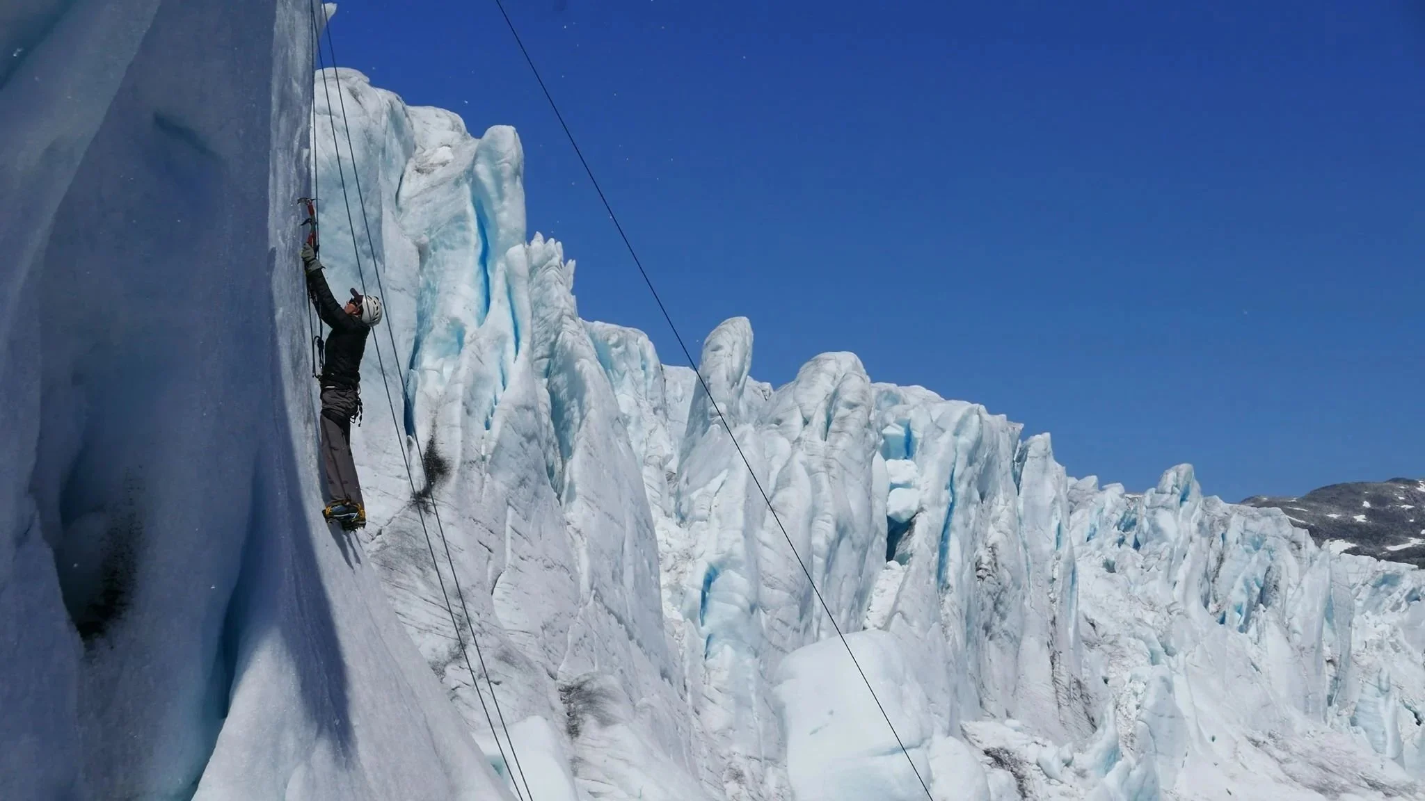 austdalsbreen ice climbing front.jpg