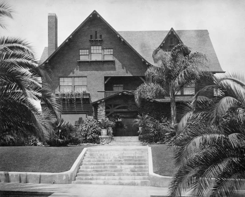 Elizabeth Nash House, 3001 Wilshire, west of Main St. in Los Angeles