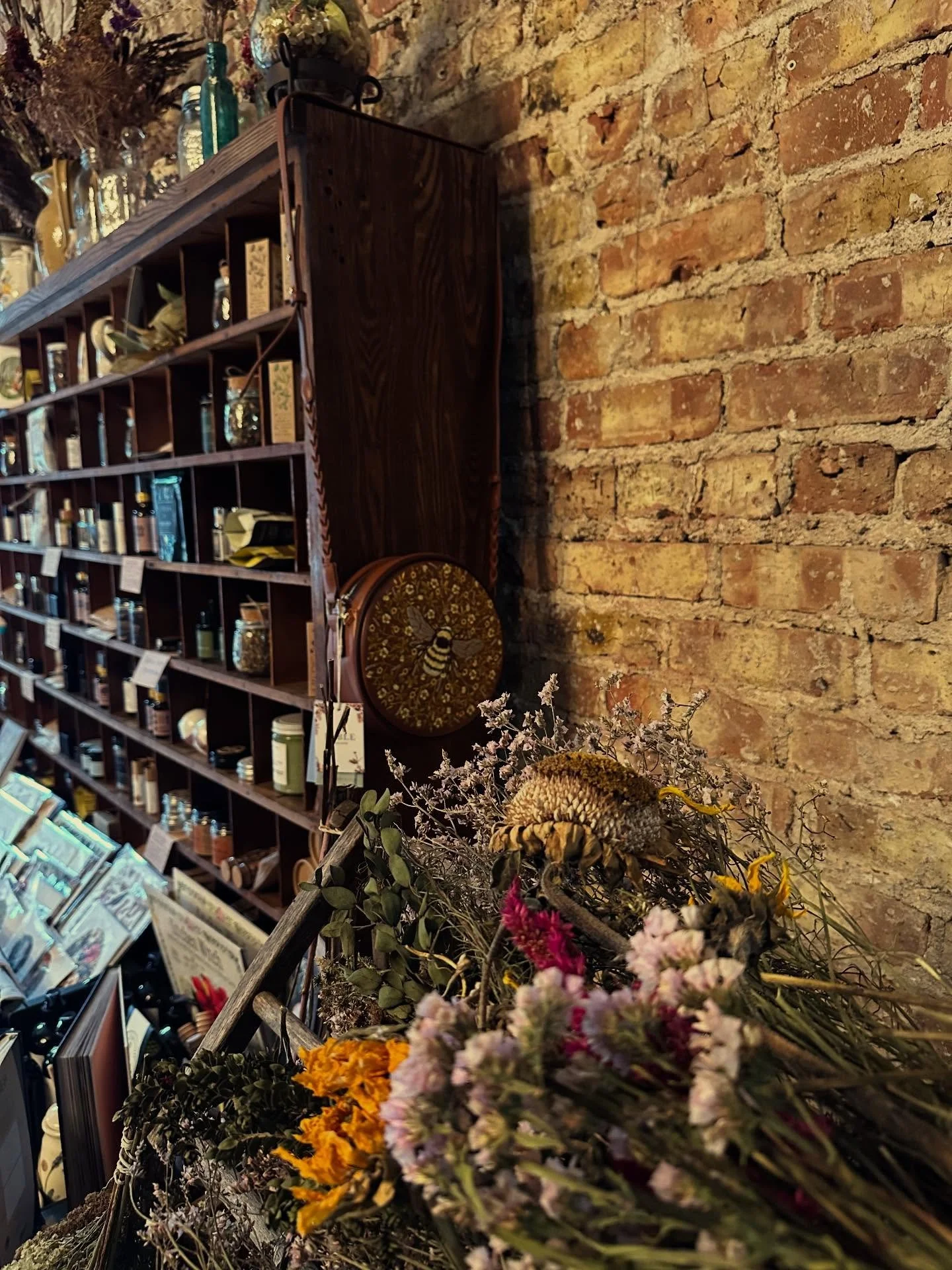 If you know me, you know I have been in love with @fableengland for years! 😍 

It&rsquo;s an absolute dream to see these beautiful woodland designs in my little store&hellip;the prettiest handbags, wallets, scarves, backpacks, and jewellery! 🐝🦌🦊