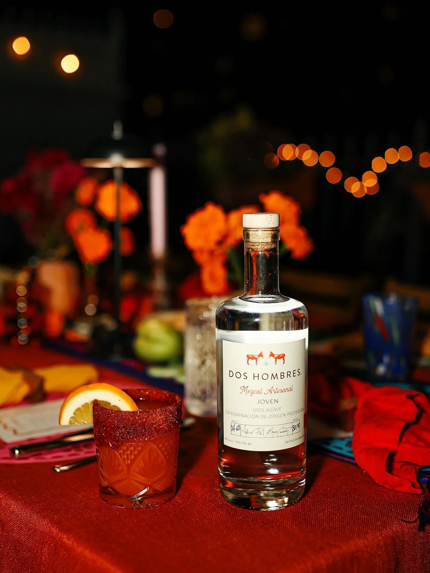 These carrot mezcal micheladas are a playful seasonal twist on the classic drink, brought to life with the rich flavor of @doshombres mezcal. Perfect for the holiday season, here&rsquo;s how you can make them at home 🥕

Ingredients:
&bull;1.5 oz mez