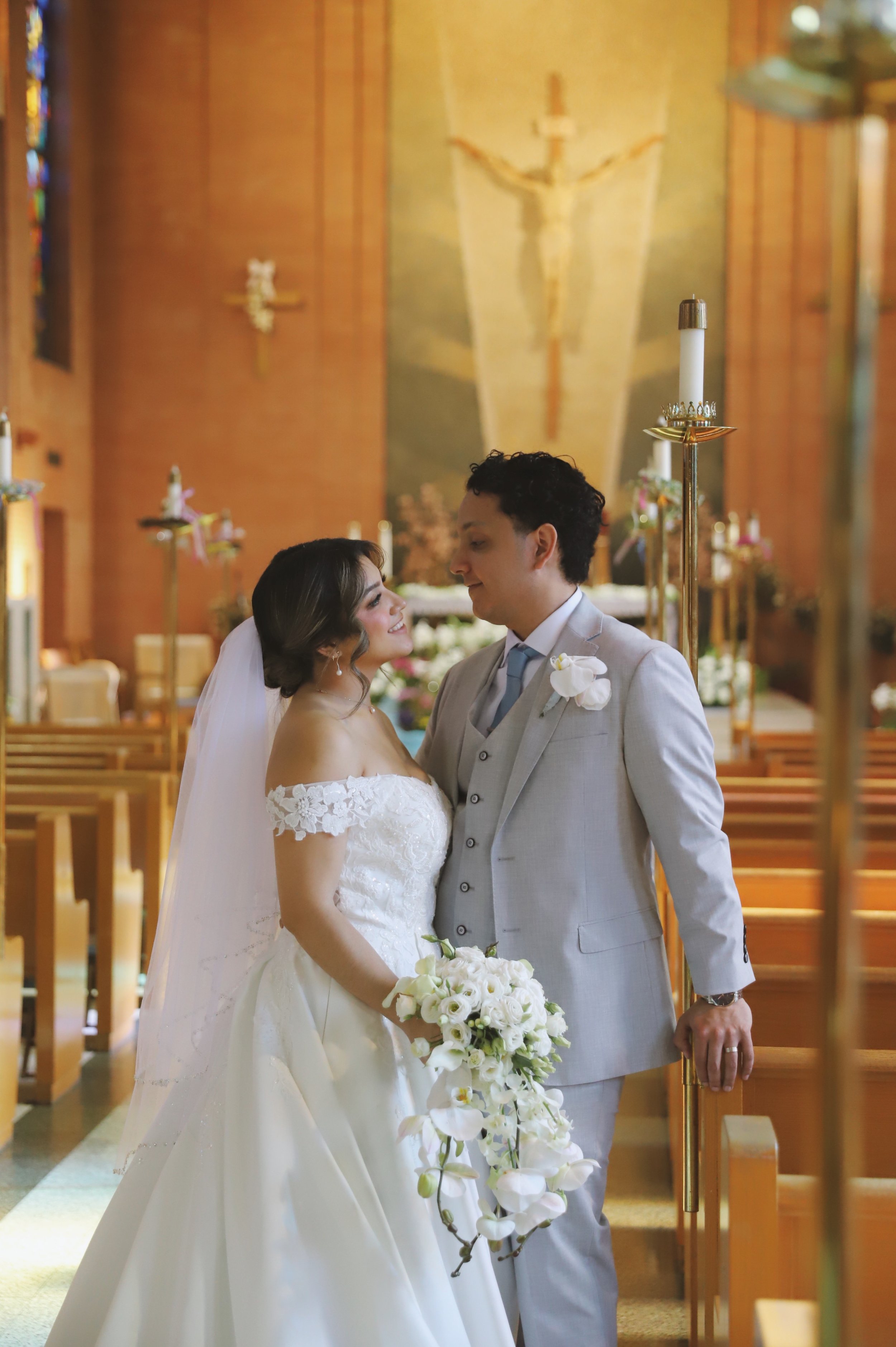 Jessica &amp; Manuel Traditional Catholic Wedding