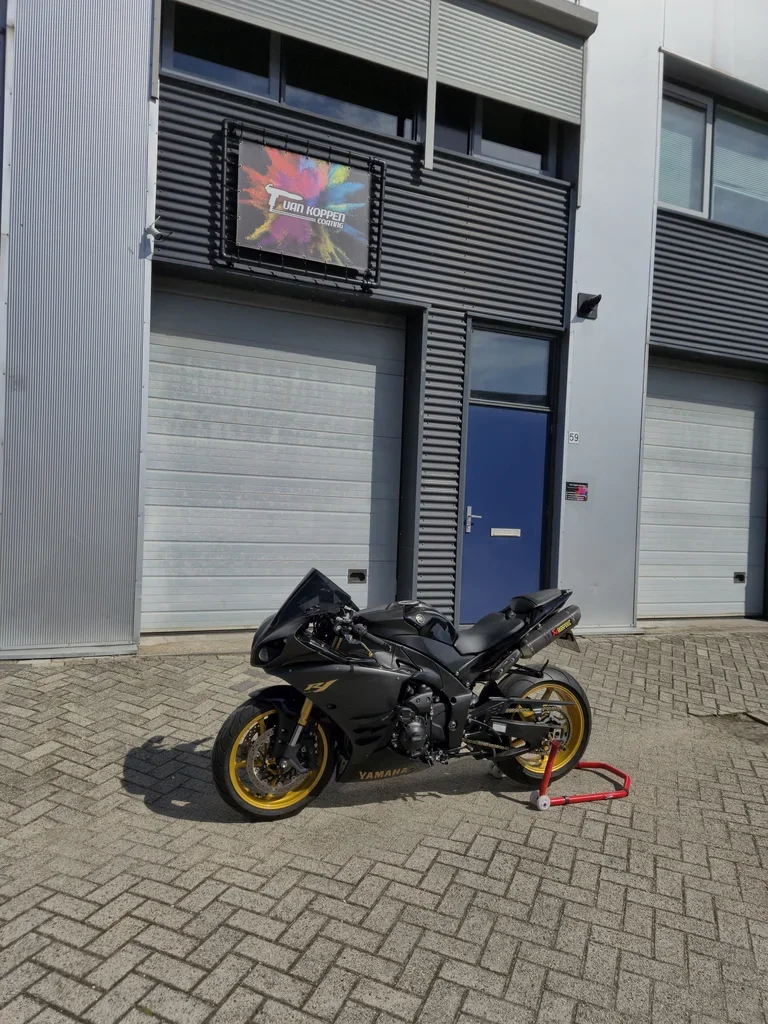 r1.webp