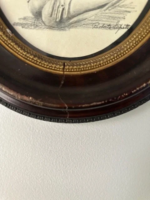 oval 2.jpg