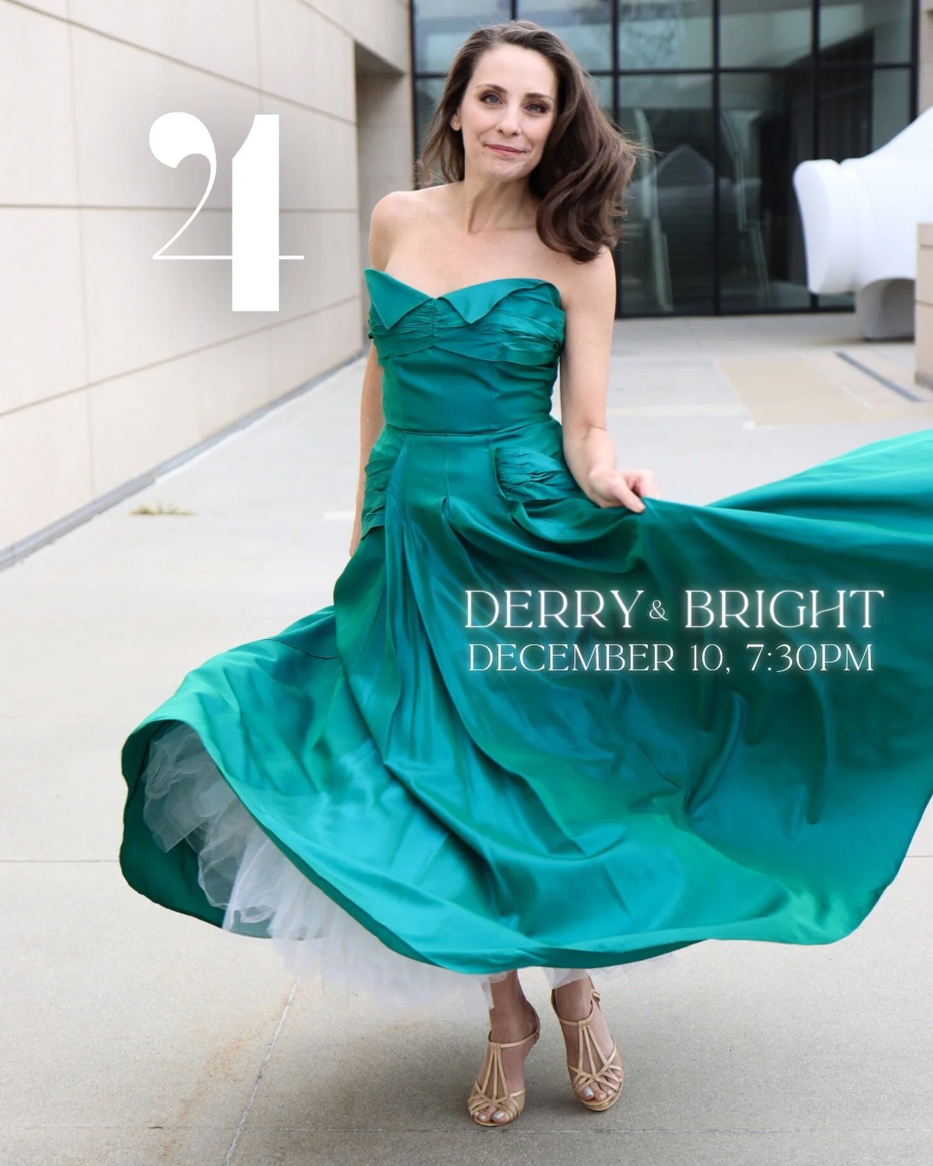4 days to go. 4 fave listens - mostly classical-ish -  for the holidays. So many lovely memories tied up in this music for me.  Would love to know yours, too!
✨
DERRY &amp; BRIGHT 
December 10 @ 7:30 pm 
LIVE &amp; STREAMING
Tickets for both options 