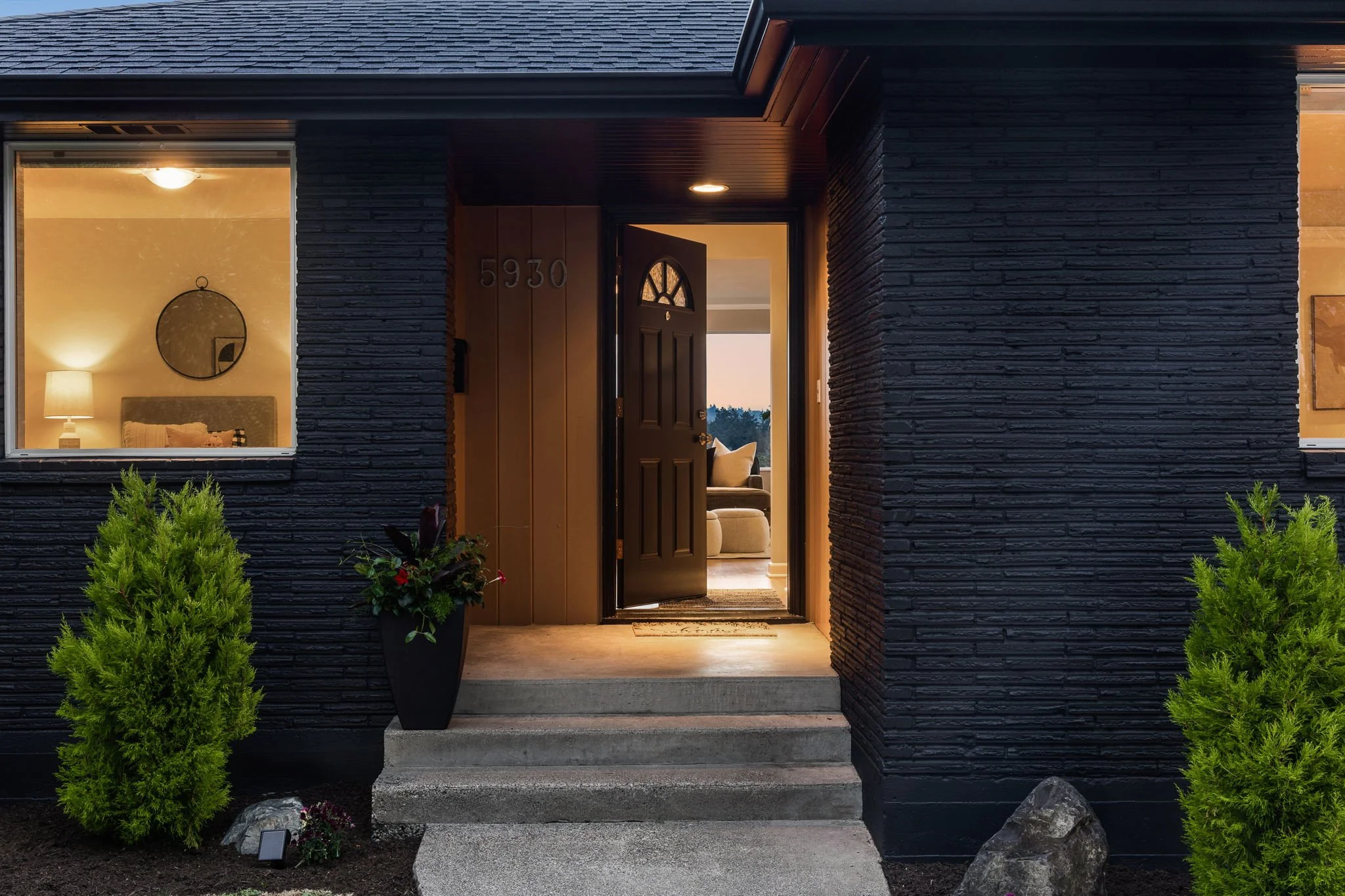 3-web-or-mls-5930-wilson-ave-s.jpg