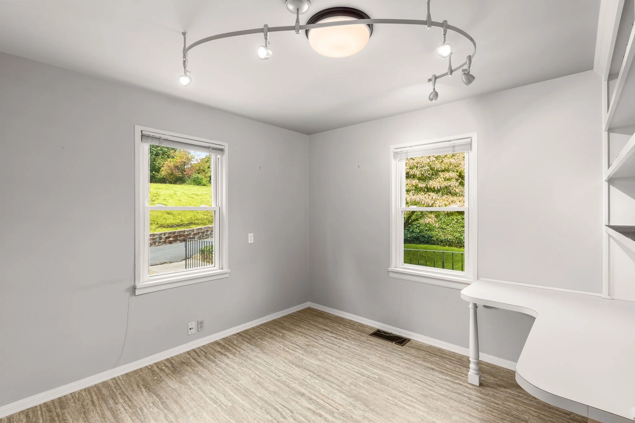 27-web-or-mls-2501-sw-112th-st.jpg