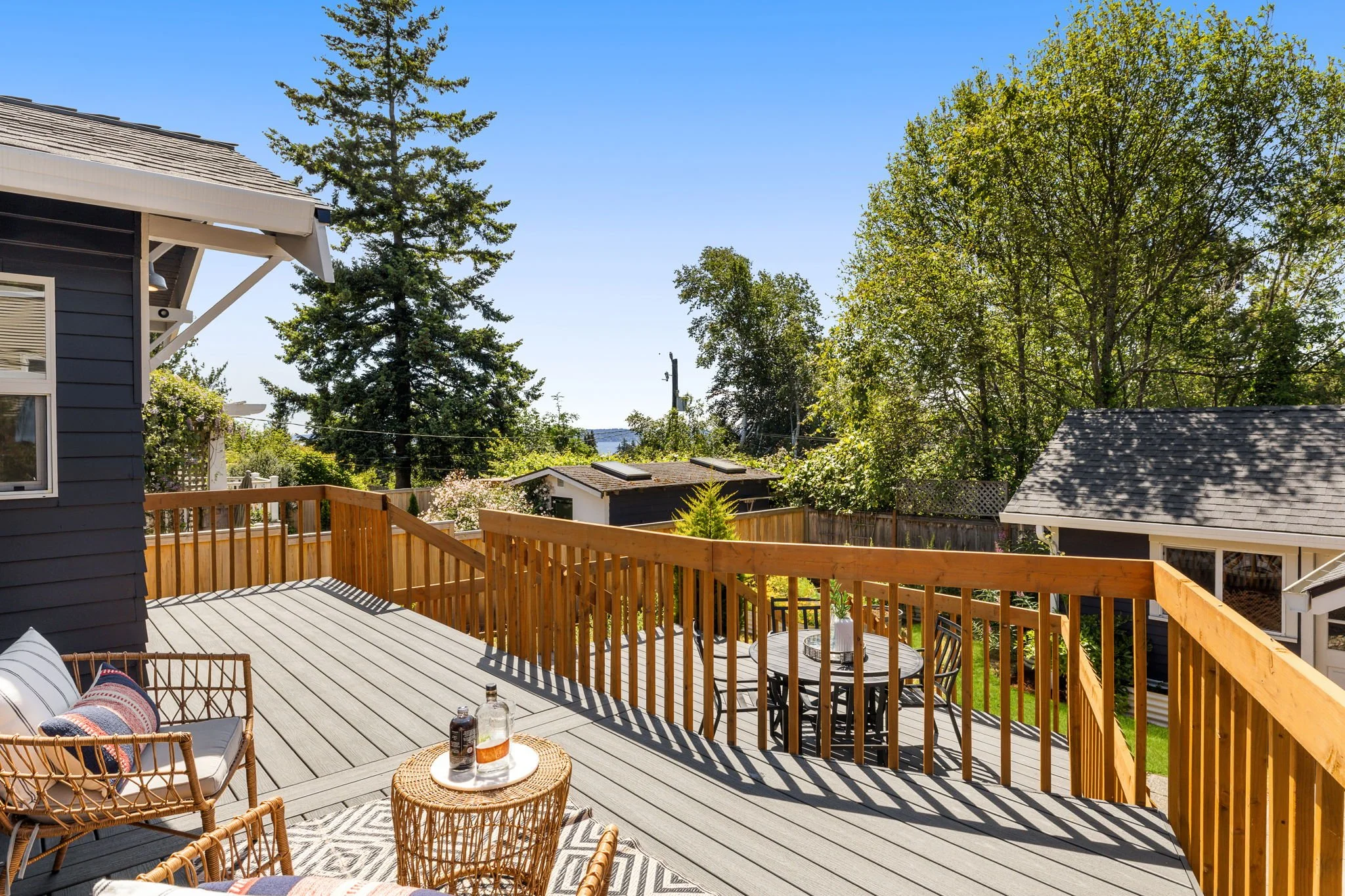 41-web-or-mls-4117-45th-ave-sw.jpg