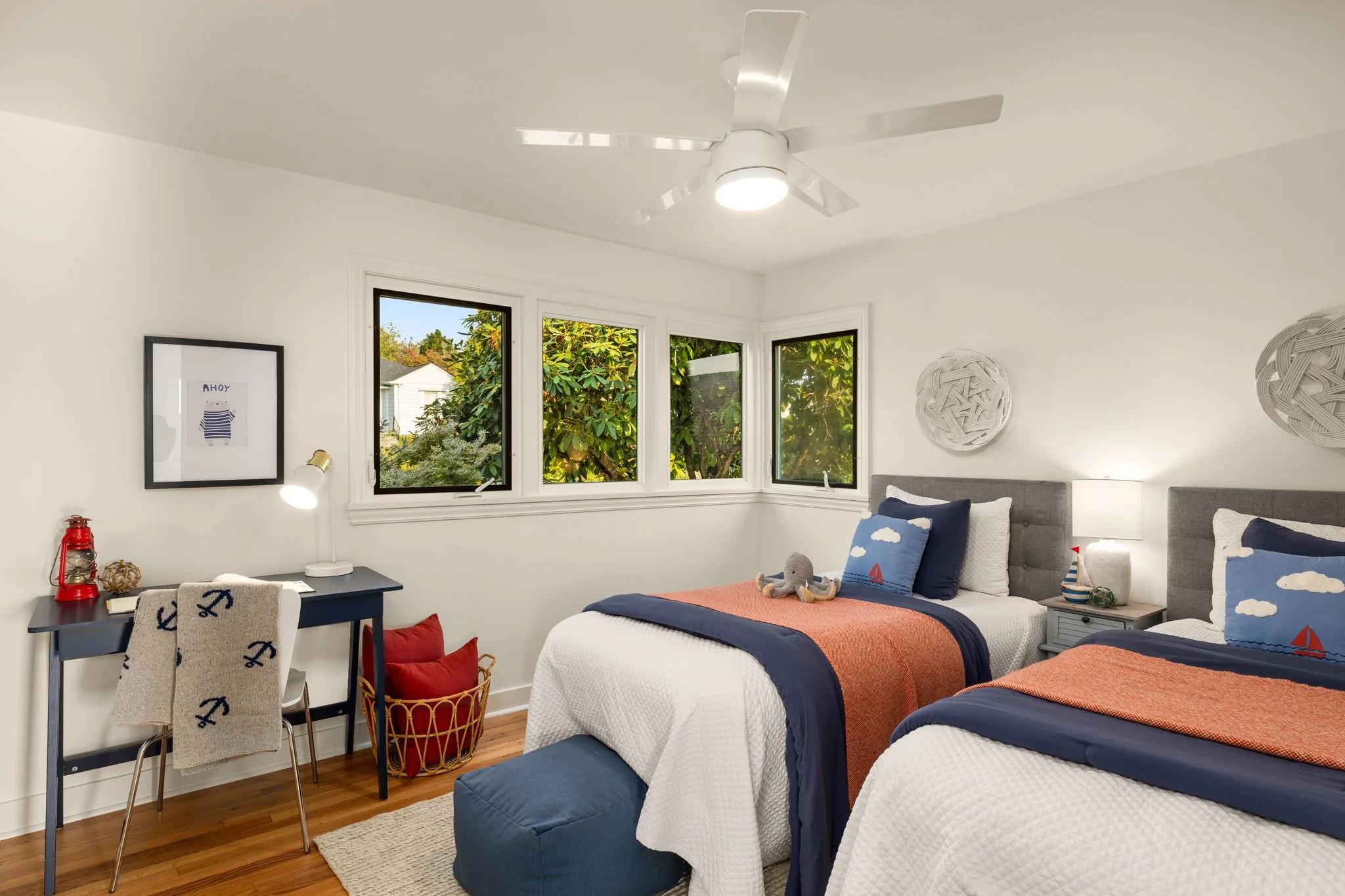 24-web-or-mls-5903-36th-ave-sw.jpg